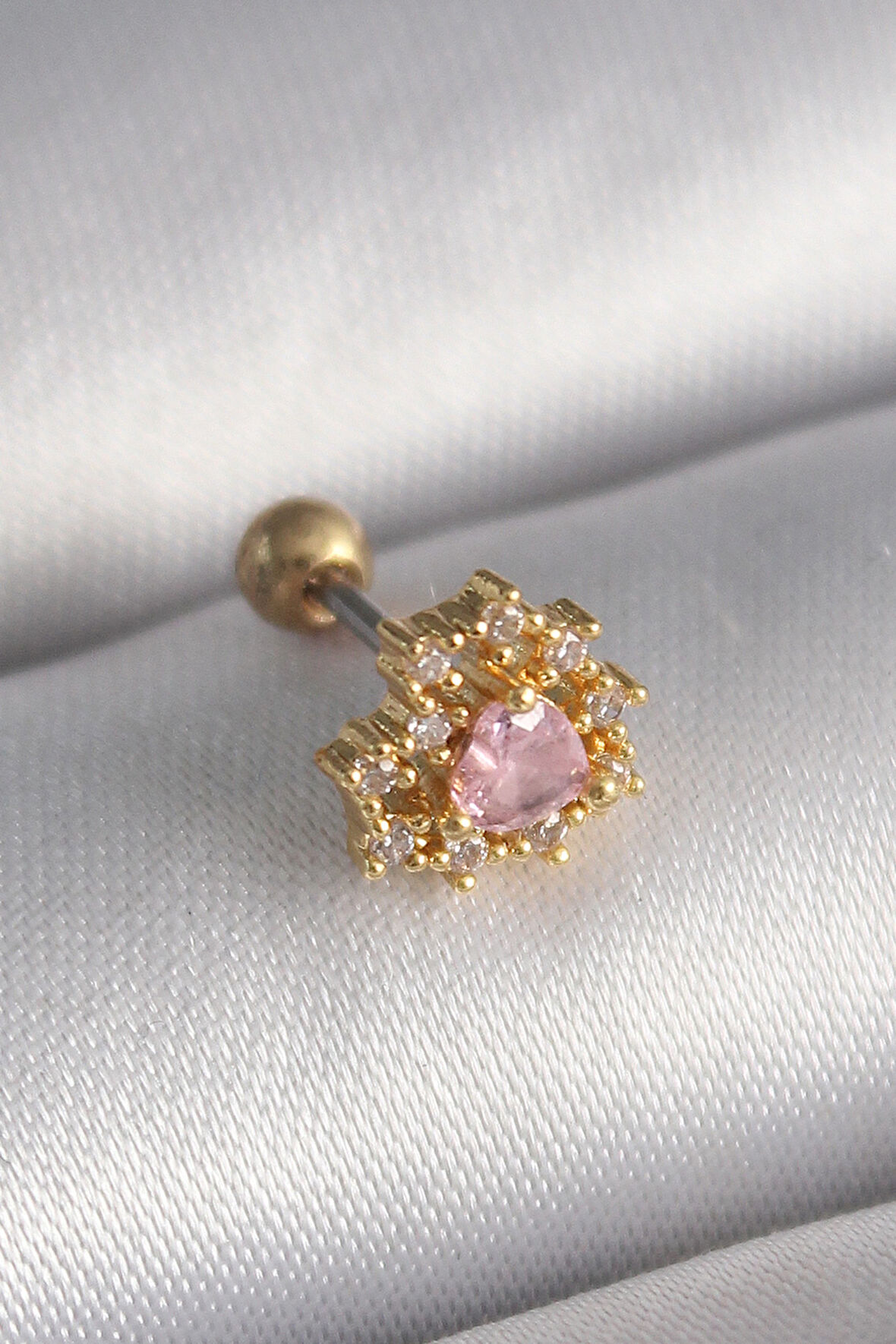 STİLLOVE 316L Çelik Gold Renk Zirkon Taşlı Kalp Tragus Piercing