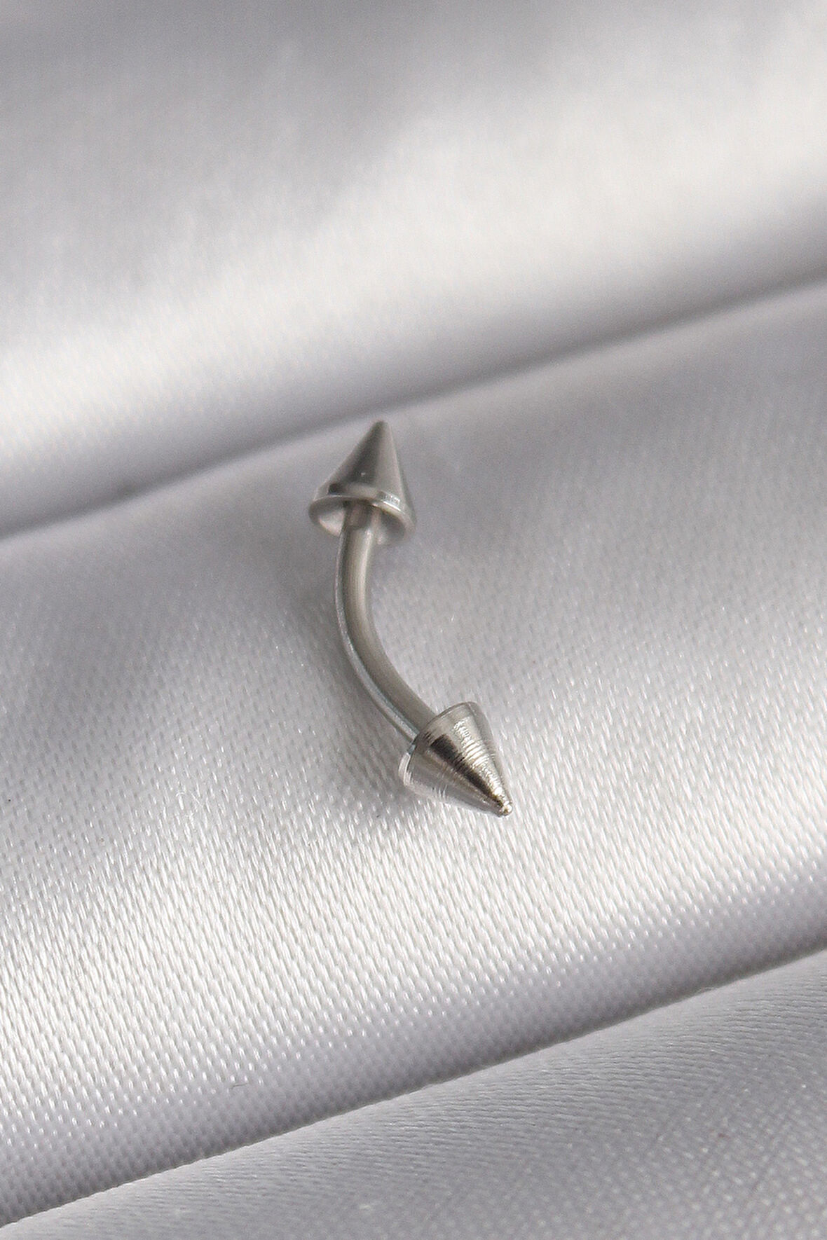 STİLLOVE 316L Çelik Gümüş Renk Çivi Model Piercing