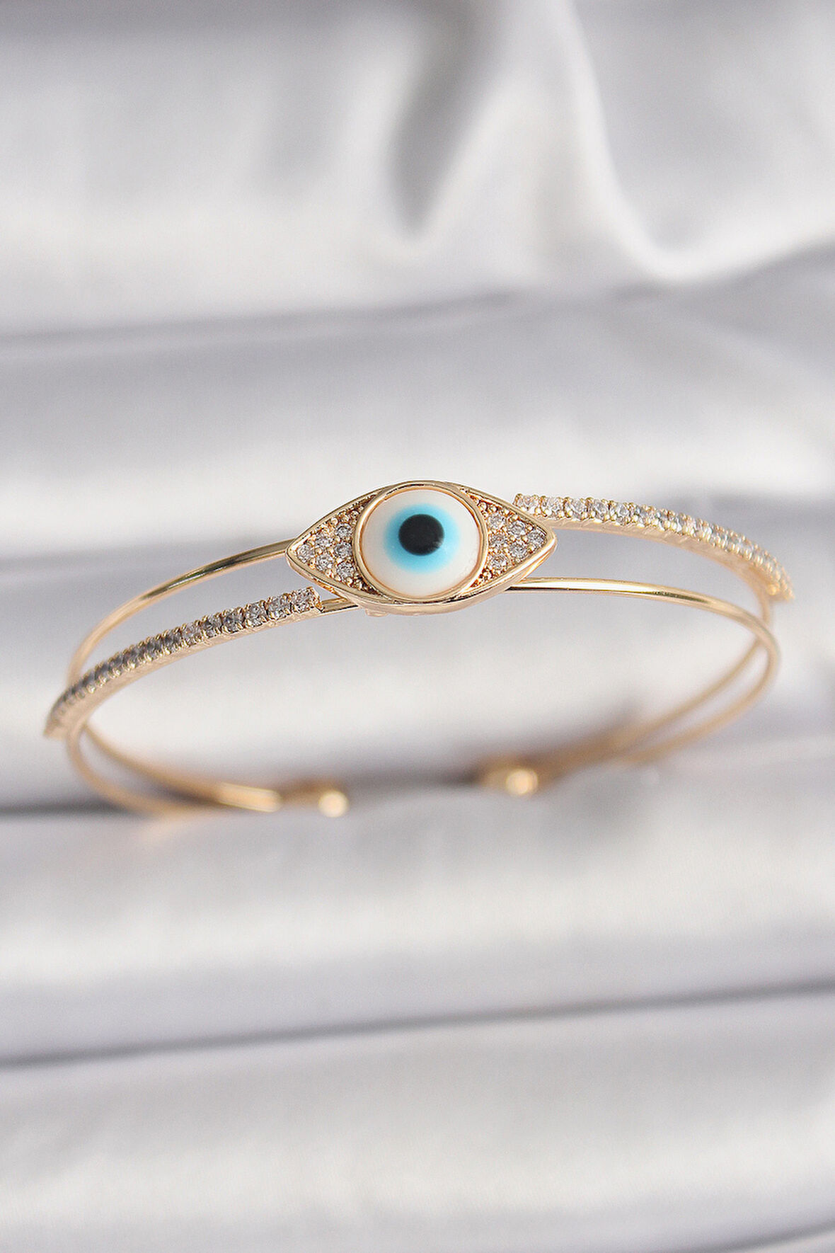 STİLLOVE Pirinç Gold Renk Zirkon Taşlı Göz Model Kadın Bileklik