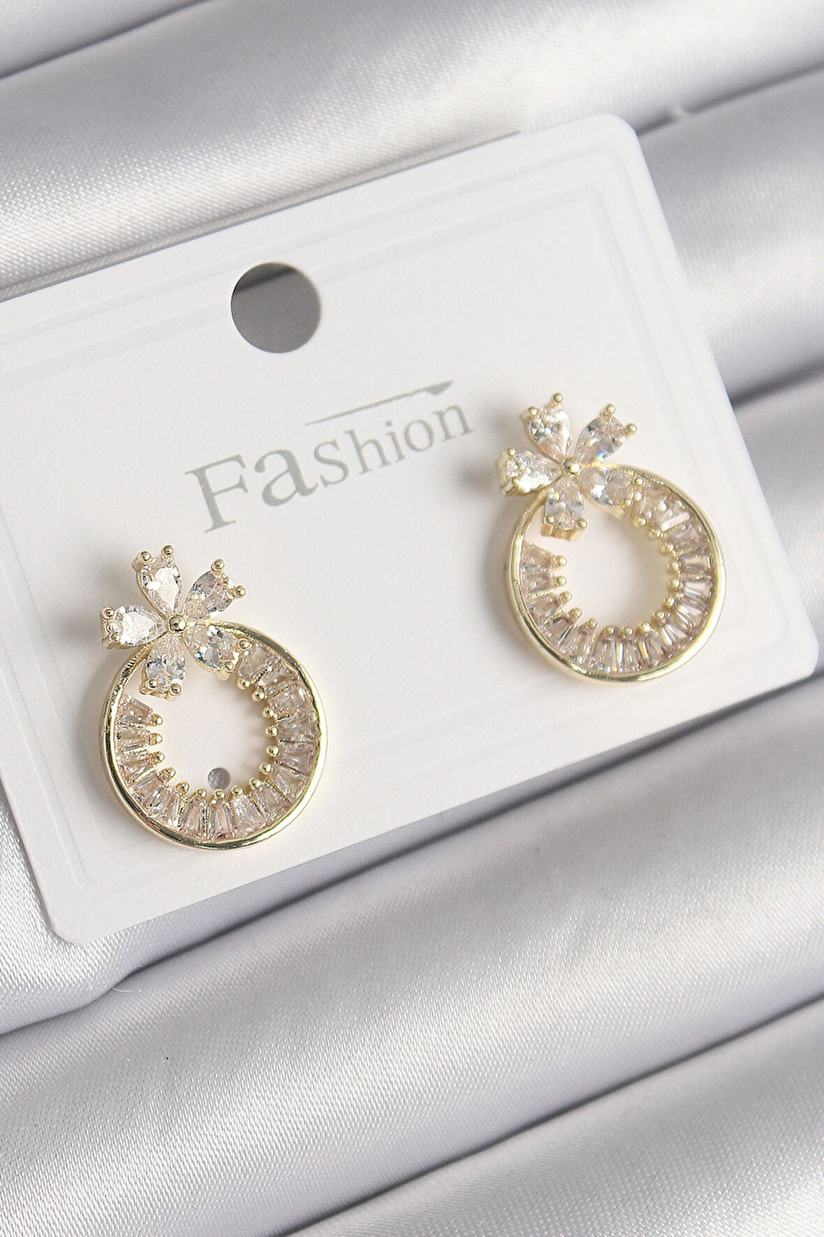STİLLOVE Pirinç Gold Renk Zirkon Taşlı Halka Model Çiçek Figür Kadın Küpe