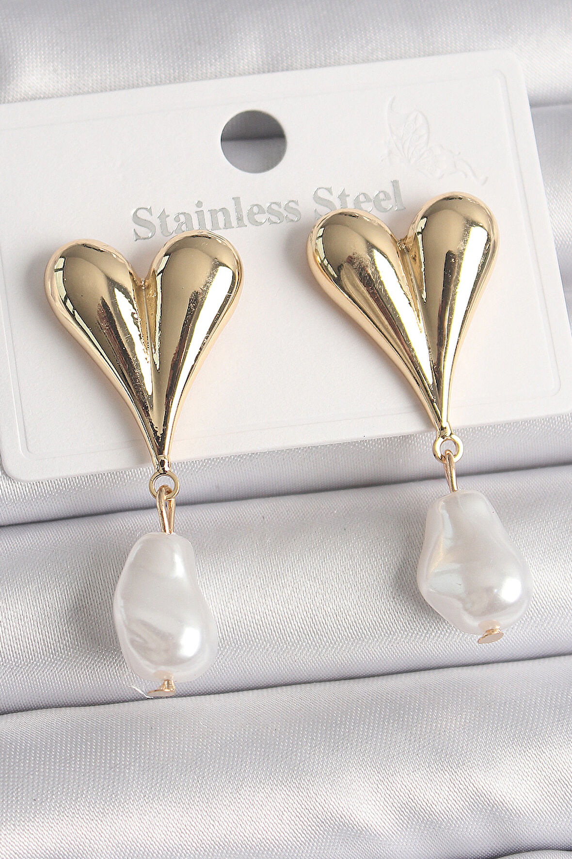 STİLLOVE Pirinç Gold Renk Kalp Model Sallantı İnci Damla Model Kadın Küpe