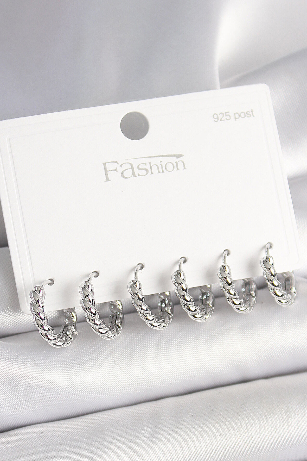 925 Ayar Gümüş Çivi Pirinç Gümüş Renk Sarmal Halka Model Kadın Küpe Seti SL11047