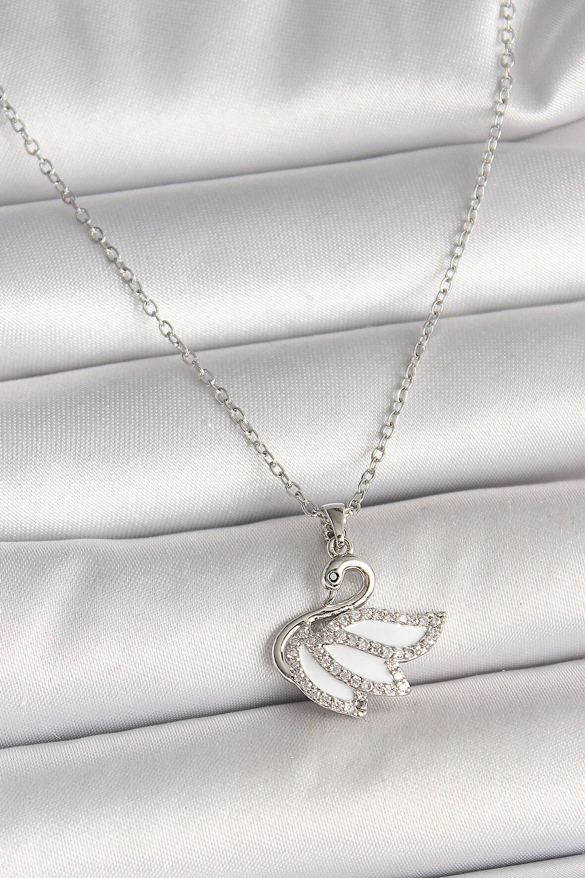 316L Çelik Gümüş Renk Zincir Zirkon Taşlı Kuğu Model Kadın Kolye SL11114