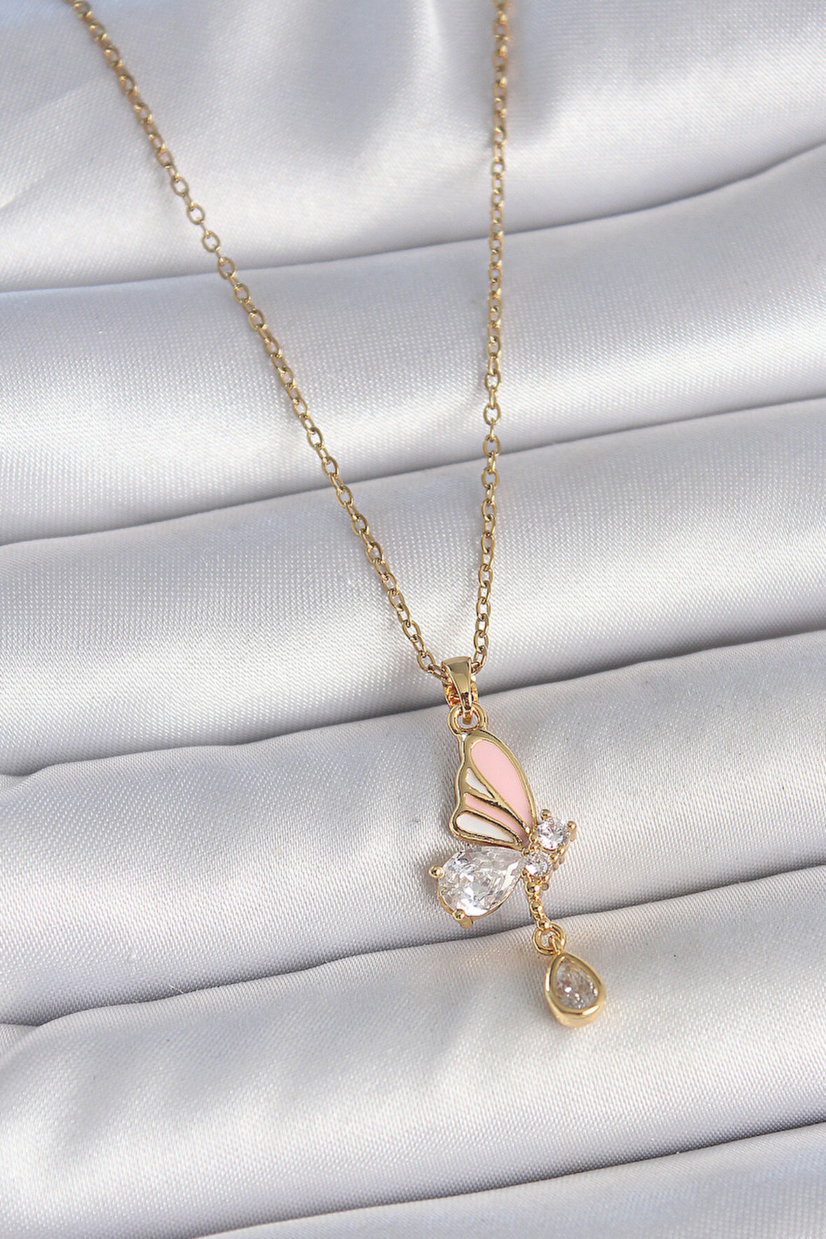316L Çelik Gold Renk Zincir Damla Zirkon Taşlı Kelebek Model Sallantı Detay Kadın Kolye SL11474