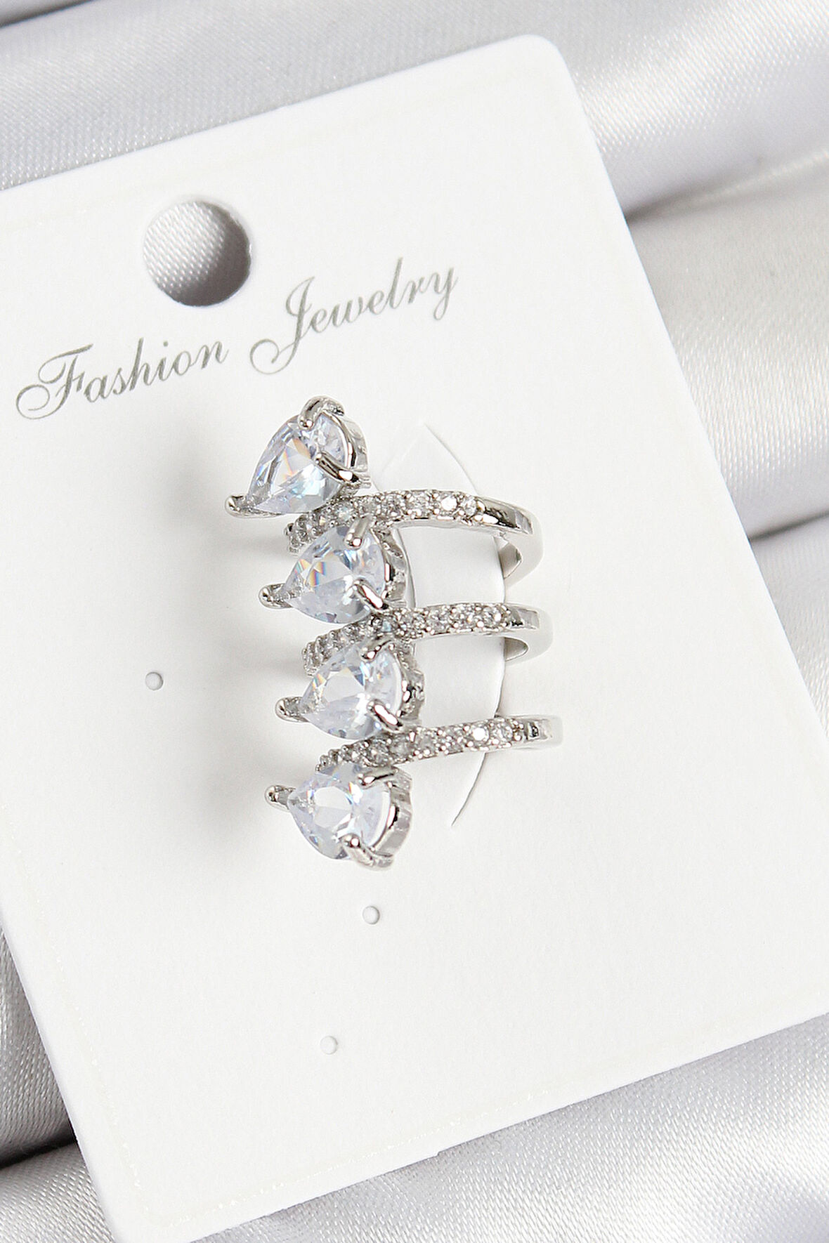 Pirinç Zirkon Taşlı Damla Model Gümüş Renk Sağ Kıkırdak Küpe