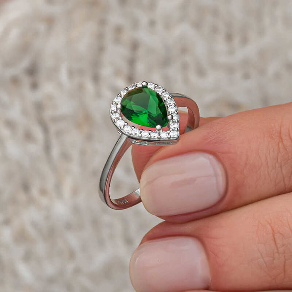 Gümüş Damla Zümrüt Taşlı Kadın Yüzük SL12650