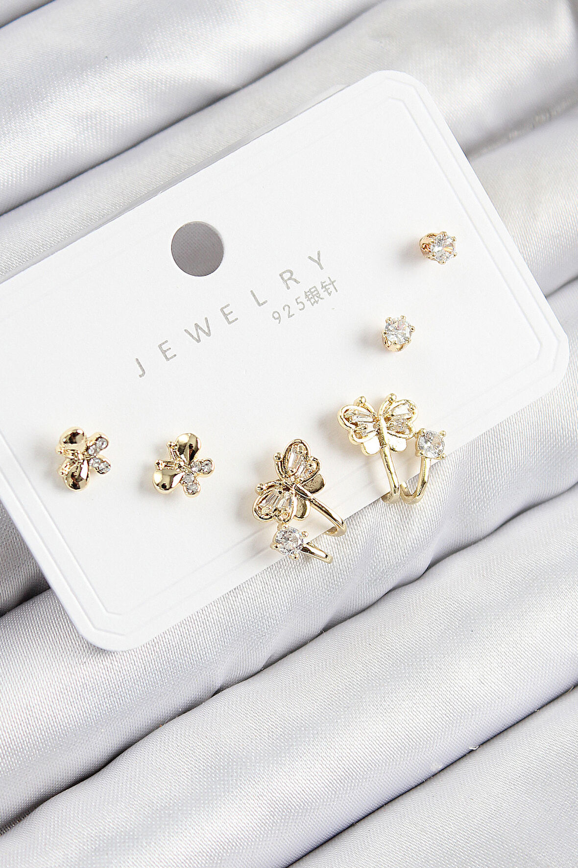 Pirinç Zirkon Taşlı Kelebek Model Gold Renk 925 Ayar Gümüş Çivi Kadın Küpe Set