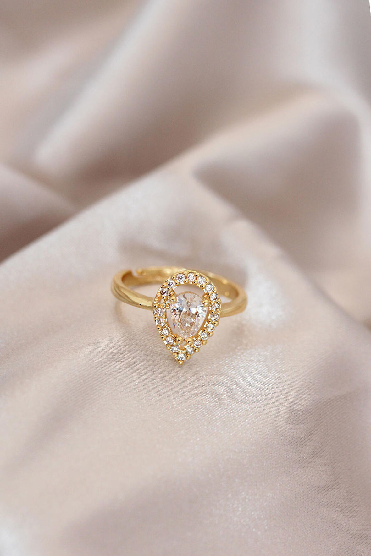 STİLLOVE Ayarlamalı Gold Renk Metal Zirkon Taşlı Damla Model Yüzük