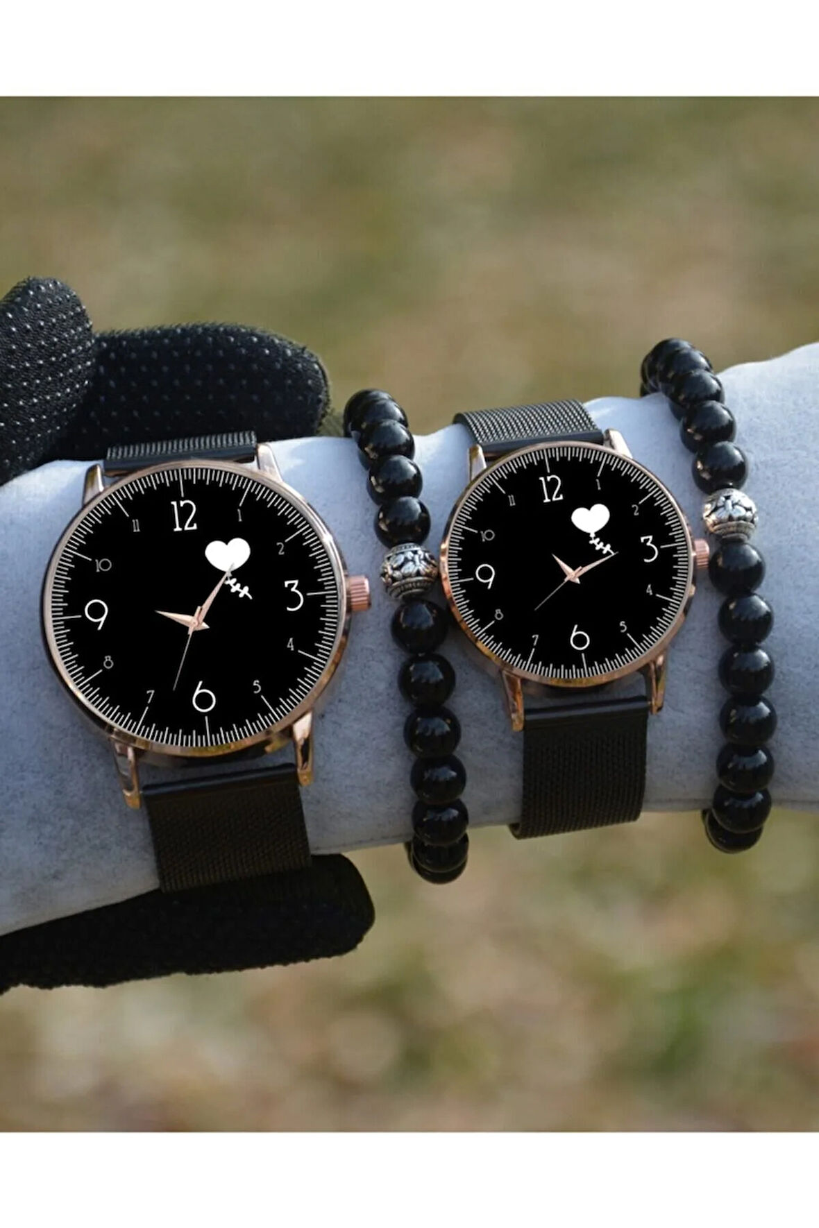 Çift Saatleri Siyah Hasır Kordon Gold Çerçeve Kalpli Sevgili Sevgililer Günü Kombin Hediyesi