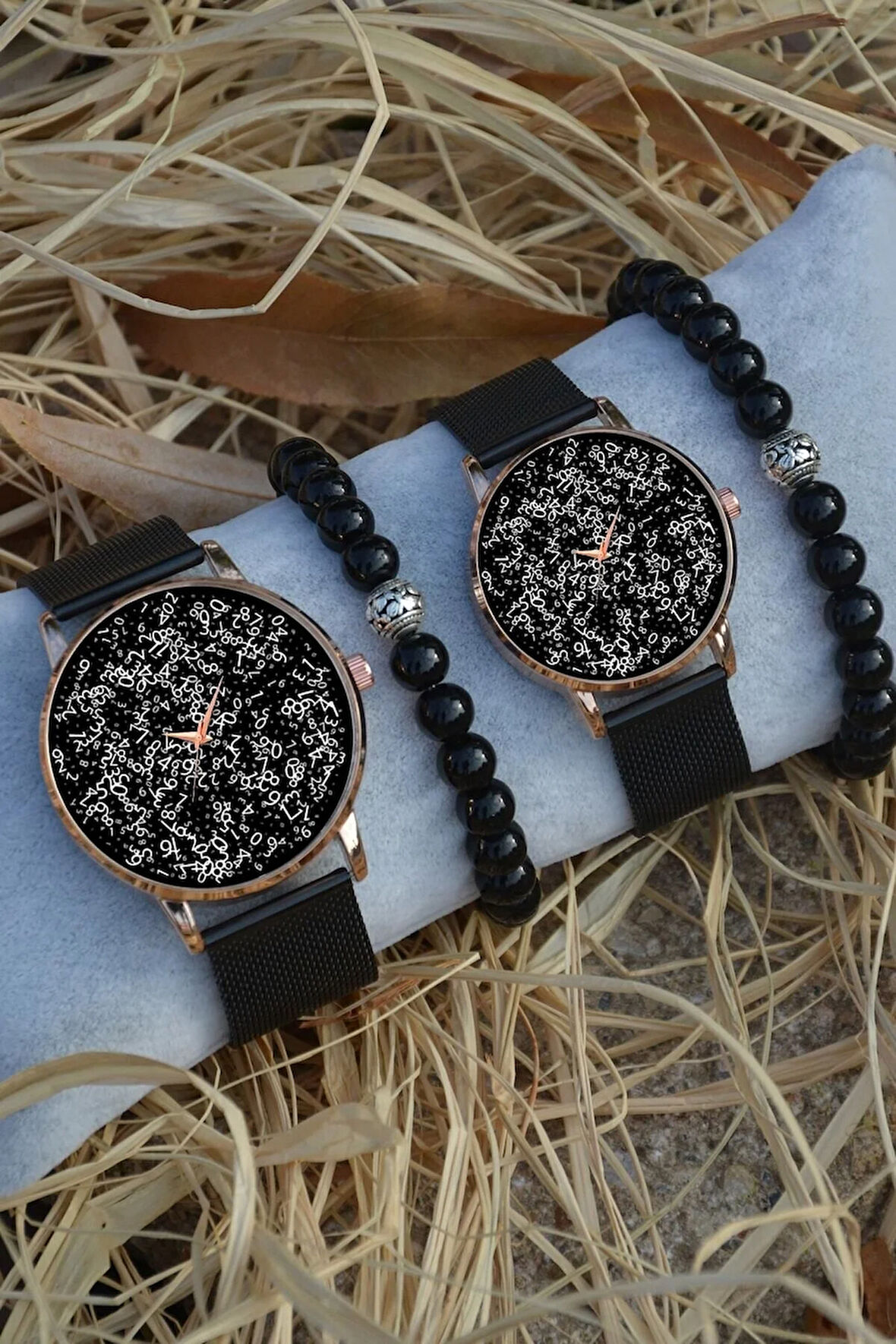 Çift Saatleri Sevgili Saatleri Anlamsız Sayılar Çift Kol Saatleri