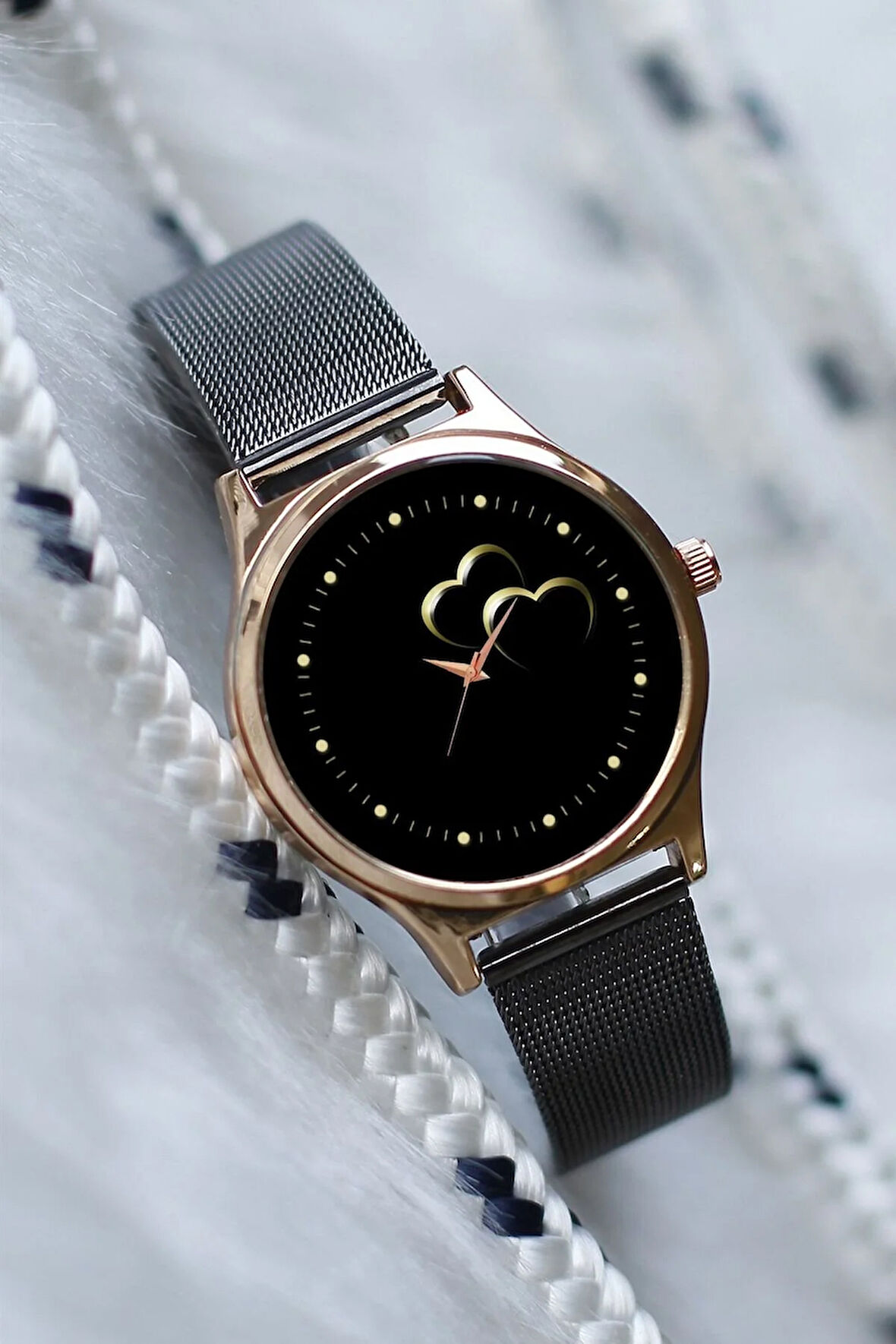 Kadın Kol Saati Iç Içe Kalp Kol Saati