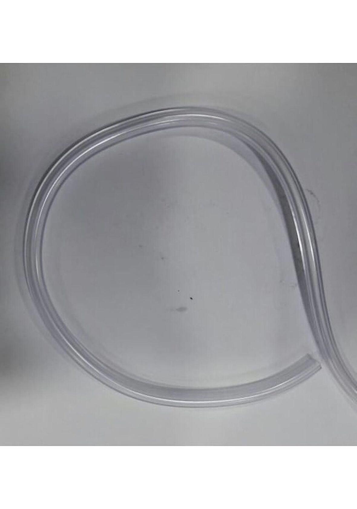 MOTORSIKLET BENZİN HORTUMU İÇ 4 DIŞ 8 MM   1 METRE KALİTELİ