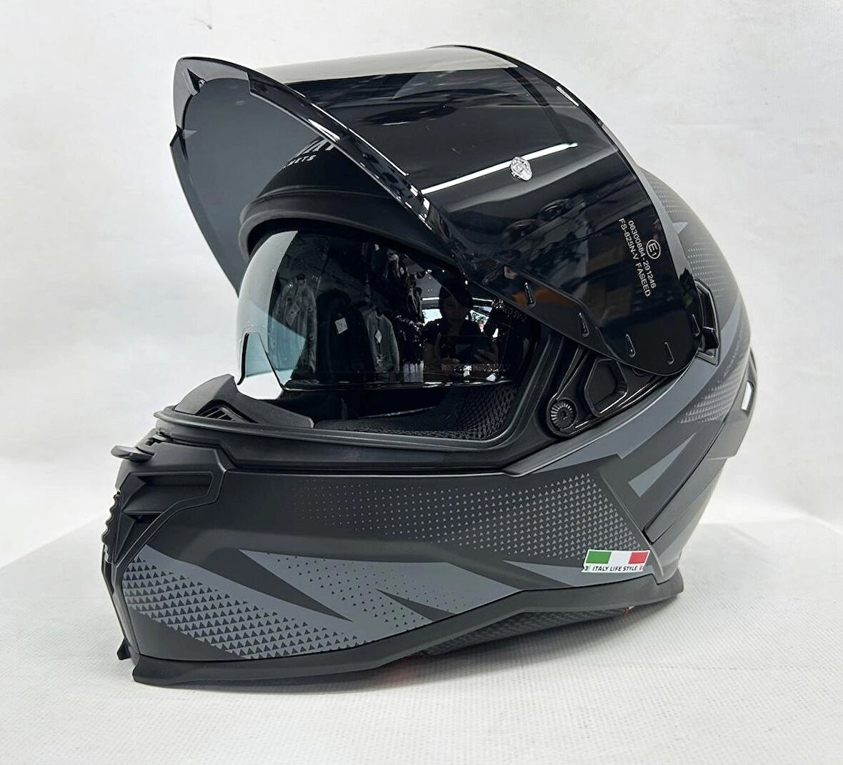 Sway SW 867 ASPHALT Black Grey Siyah Vizörlü İç Vizörlü Kapalı Kask L