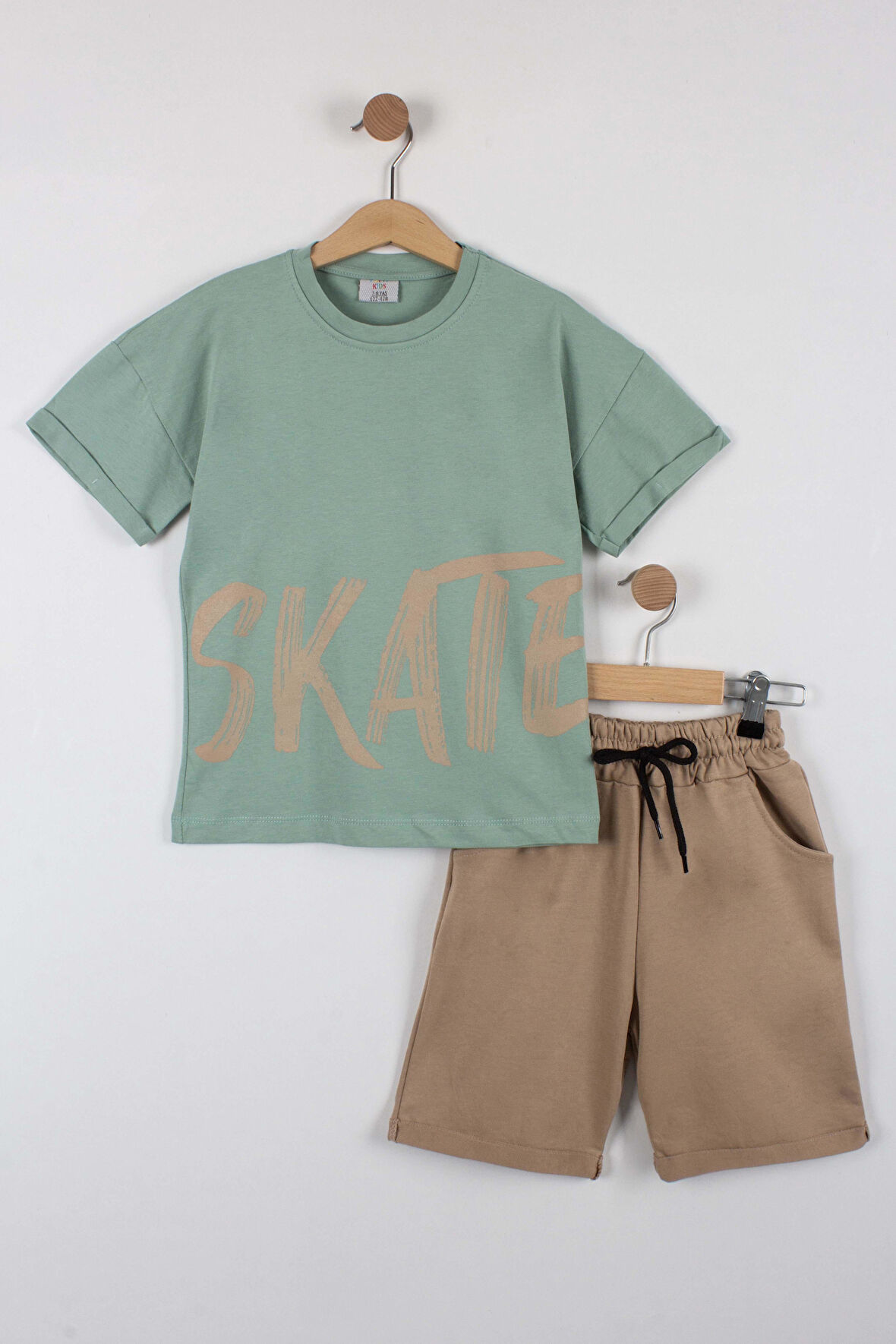 Erkek Çocuk Skate Yazılı Kısa Kollu Şortlu Takım