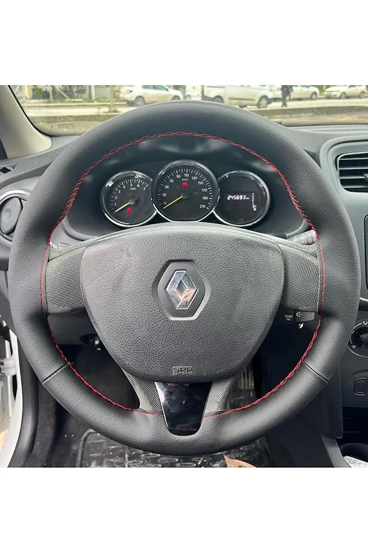 RENAULT CLİO SYMBOL 2013-2019 ÜNİVERSAL DİKMELİ DİREKSİYON KILIFI