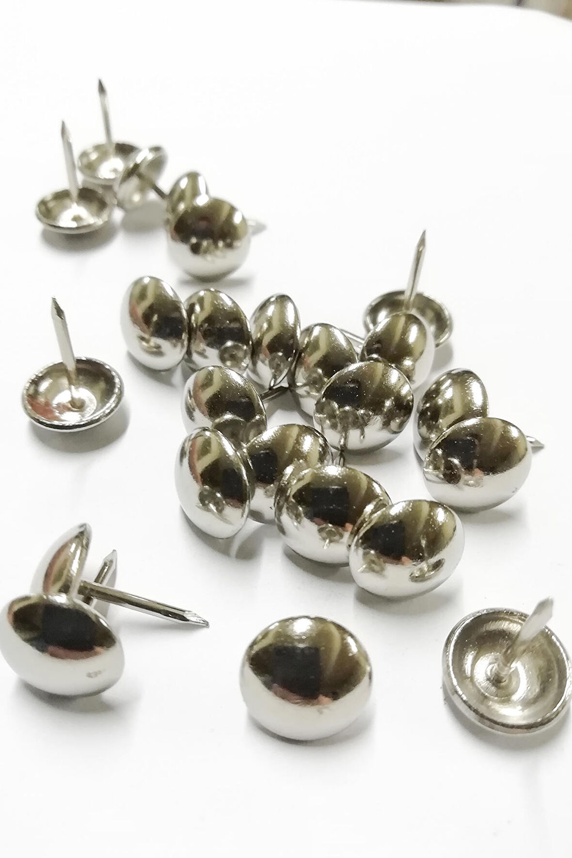 200 Adet 11 mm Nikel Kabara Raptiye Hobi Çivisi Koltuk Çanta Tasarım Aksesuar Süsü
