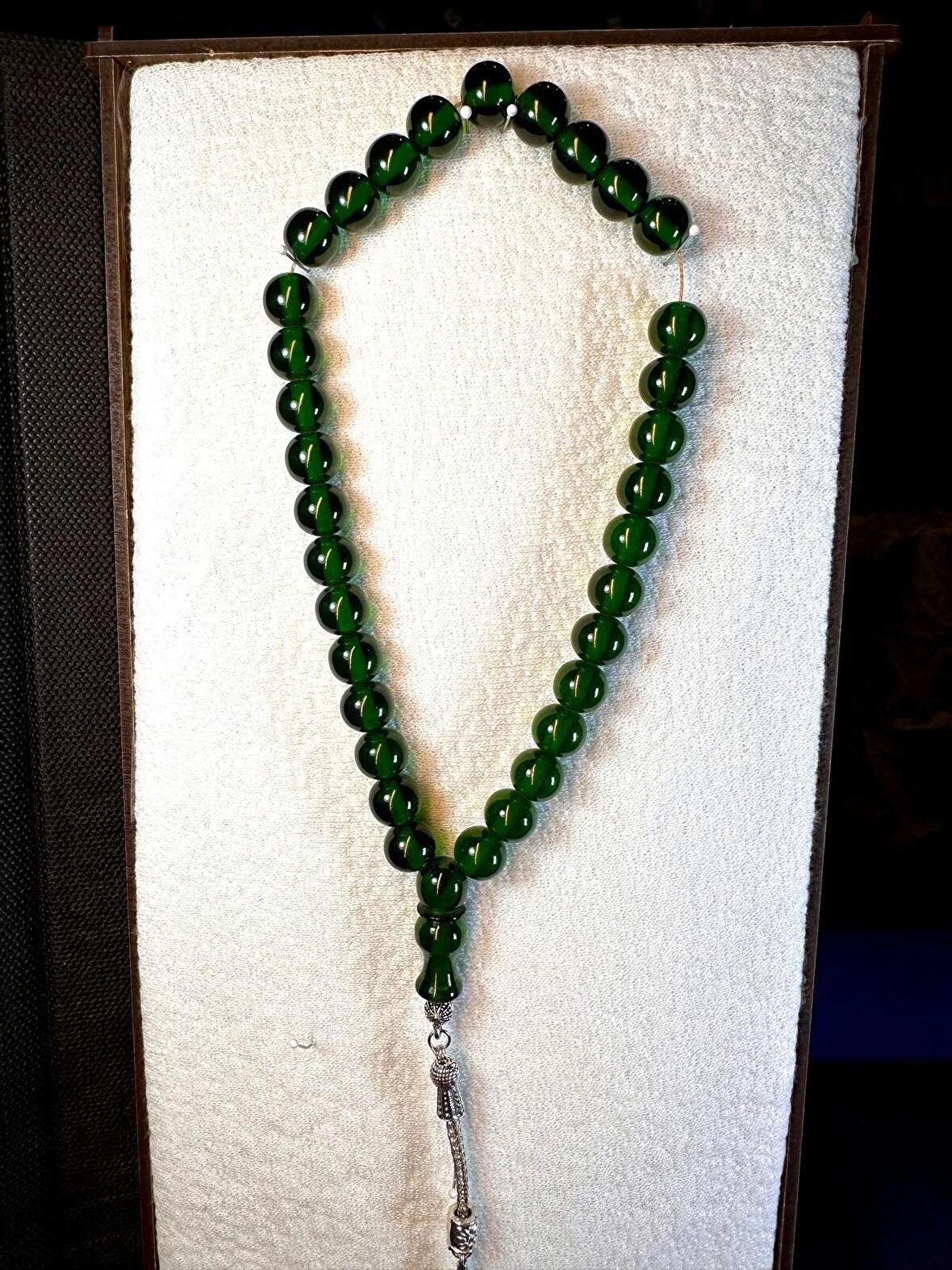 YEŞİL RENKLİ ÇUBUK KEHRİBAR TESBİH KÜRE KESİM T-135