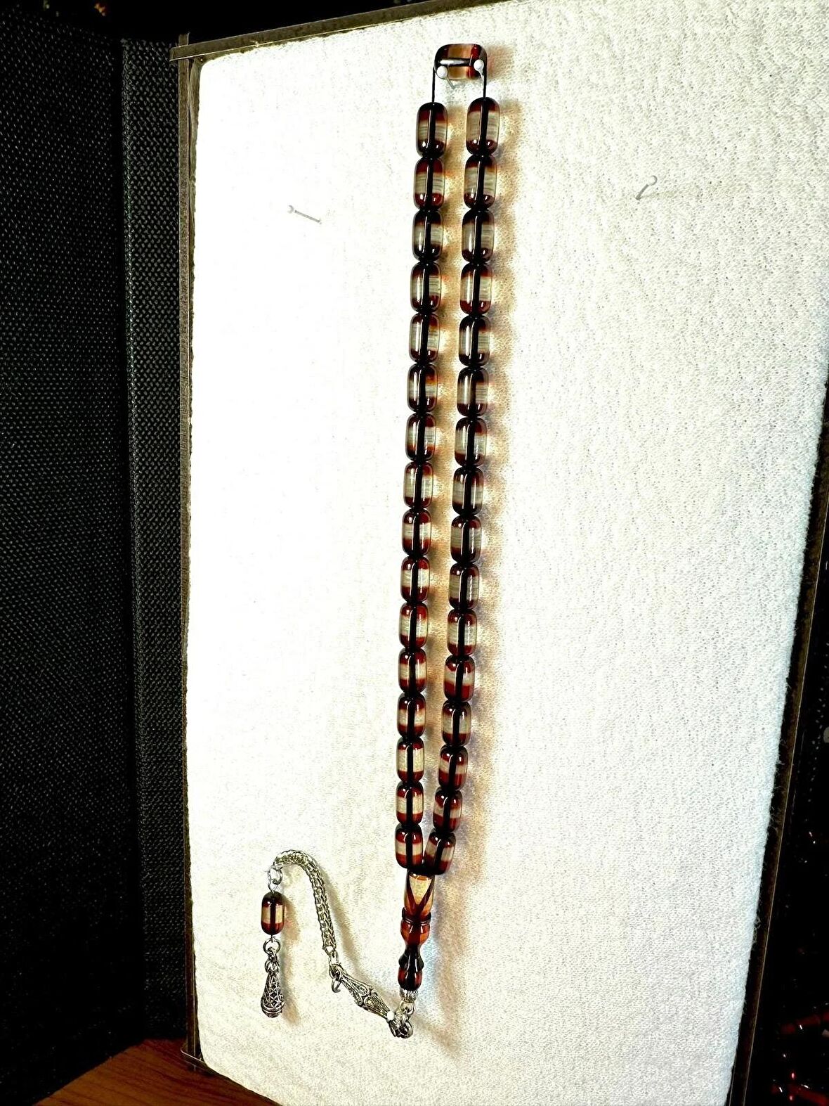 SÜRMELİ UÇAK CAMI TESBİH KAPSÜL KESİM BORDO-ŞEFFAF RENKLİ T-174