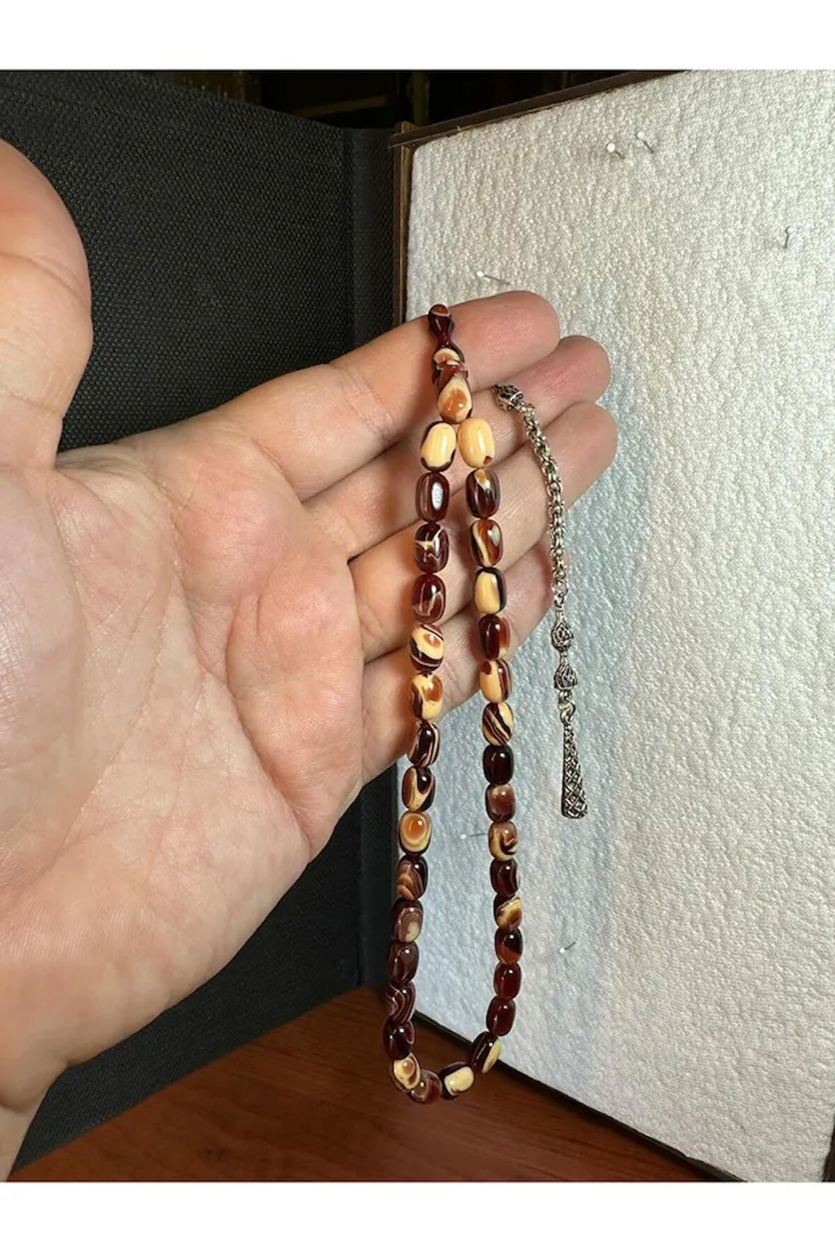 SIKMA KEHRİBAR TESBİH KAHVERENGİ/KREM KAPSÜL KESİM 7X10MM T-259