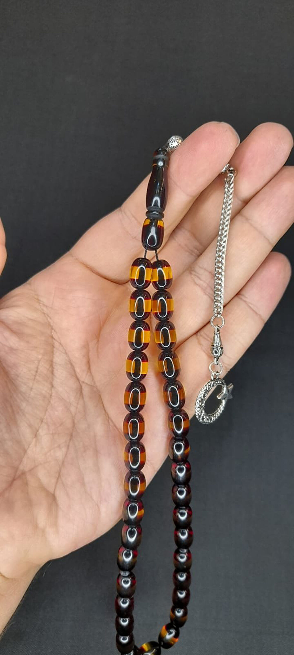 SÜRMELİ UÇAK CAMI TESBİH BORDO-SARI RENK T-455