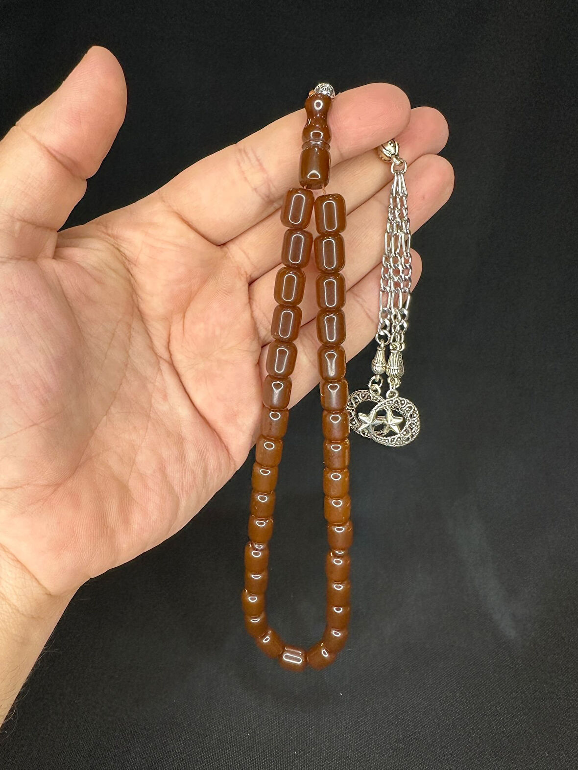 TOZ KEHRİBAR TESBİH KAHVERENGİ RENKLİ KAPSÜL KESİM 11MMX8,5MM T-566