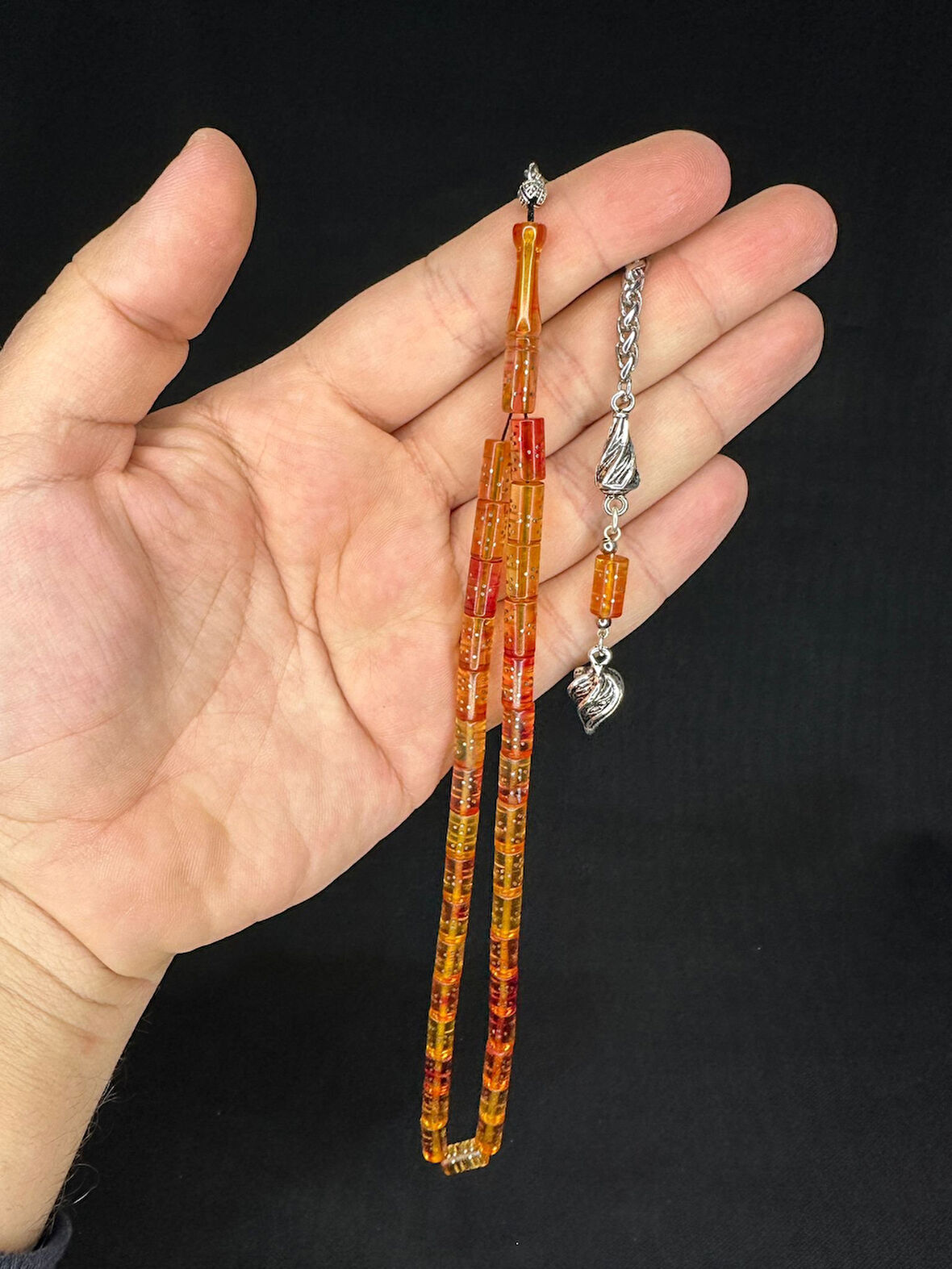 GÜMÜŞ İŞLEMELİ ATEŞ KEHRİBAR TESBİH SARI RENKLİ KESME KESİM 10,5MMX5,5MM T-647