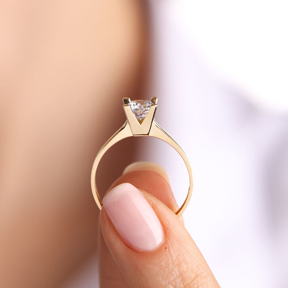 Altın Tektaş Yüzük