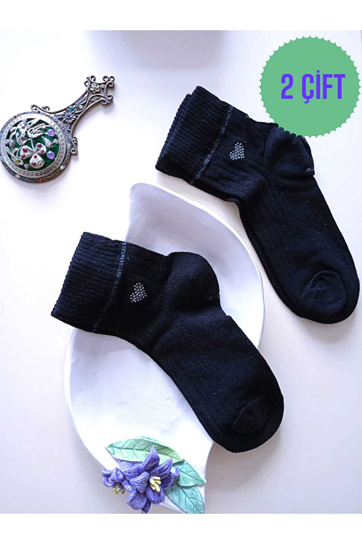 2 ÇİFT LİKRALI PAMUKLU KOKULU KALP TAŞLI BURUN DİKİŞSİZ ÇORAP SİYAH KADIN ÇORABI 36-40