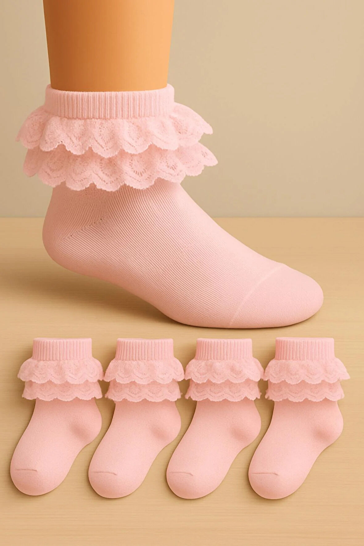 4 Çift Yumuşak Dantelli Dikişsiz Kız Çocuk Çorabı