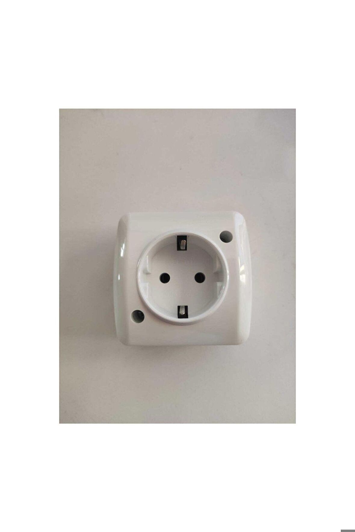 4 Adet Alsu Sıva Üstü Beyaz Topraklı Priz