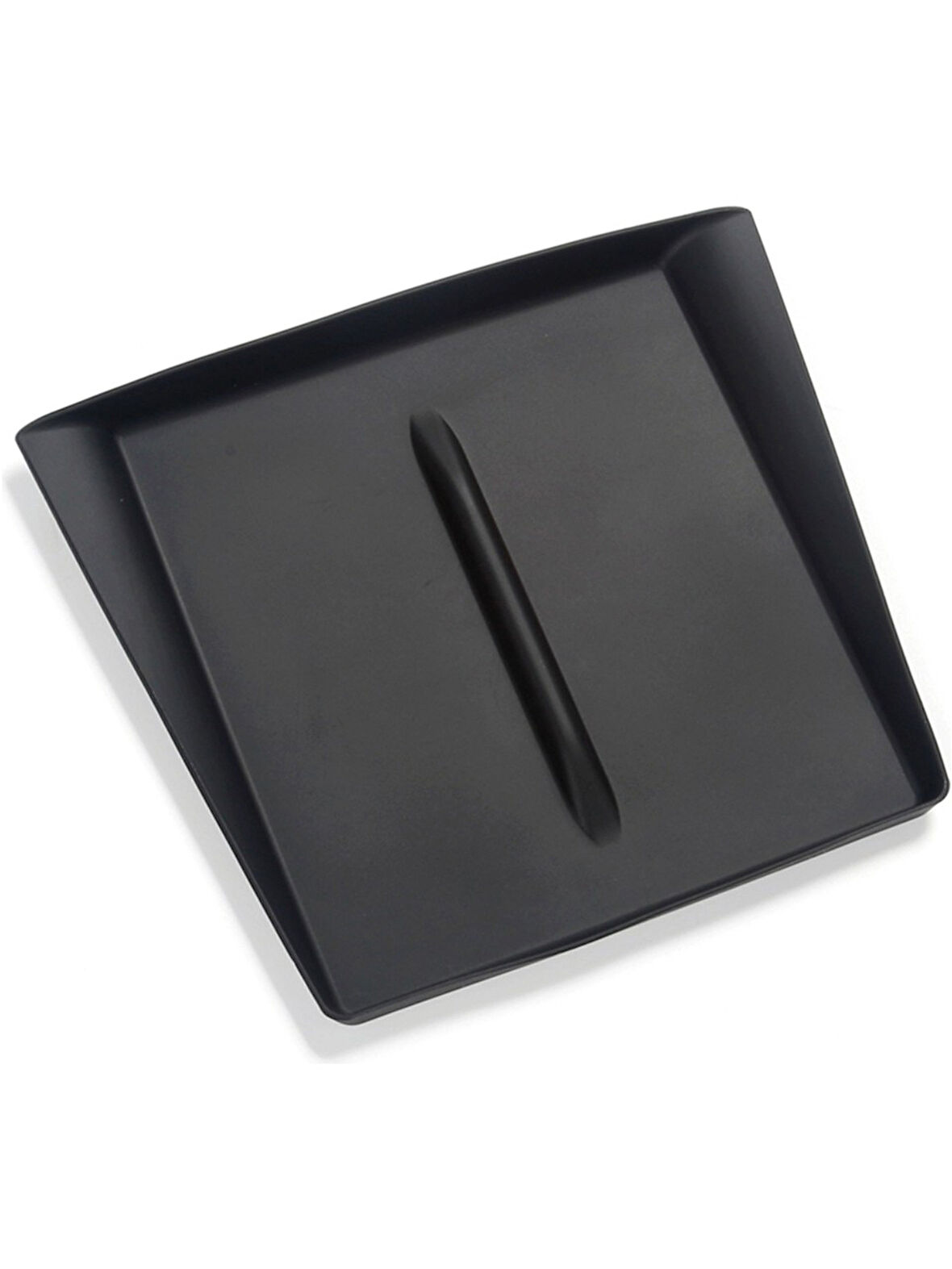 TESLA MODEL Y İÇİN UYUMLU KABLOSUZ SARJ BÖLMESİ KAYDIRMAZ SLİKON KAPLAMA