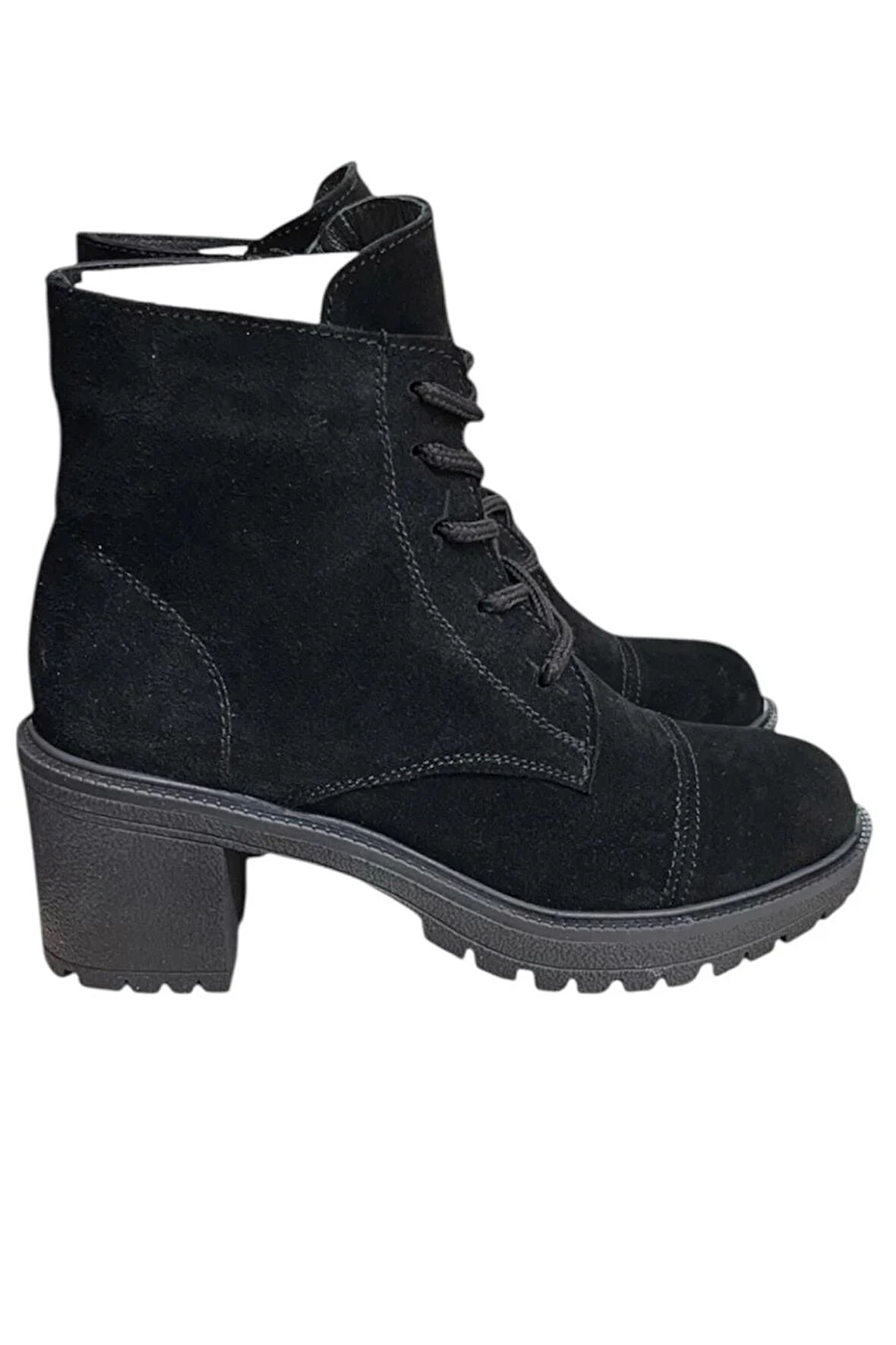 Siyah Hakiki Süet  Bağcık Detay  Yandan Fermuarlı Kalın Topuk Bot
