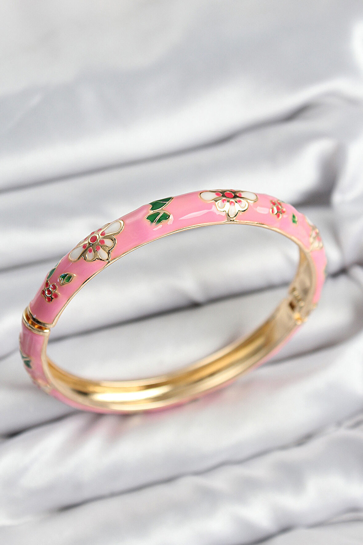Tegan Mineli Pirinç Pembe Çiçek Motifli Gold Kadın Kelepçe TG27BB7617