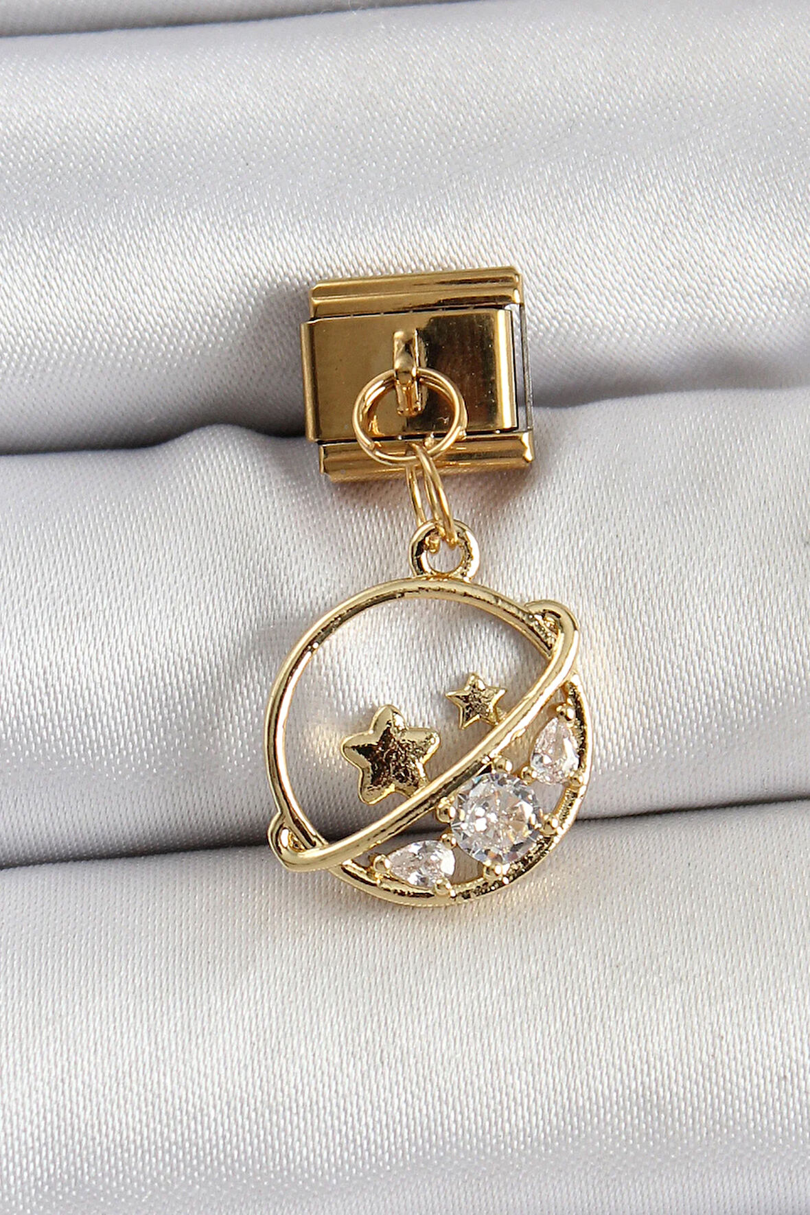Tegan 316L Çelik Sallantılı Zirkon Taşlı Satürn Model Gold Renk Nomination Charm TG27BC1418