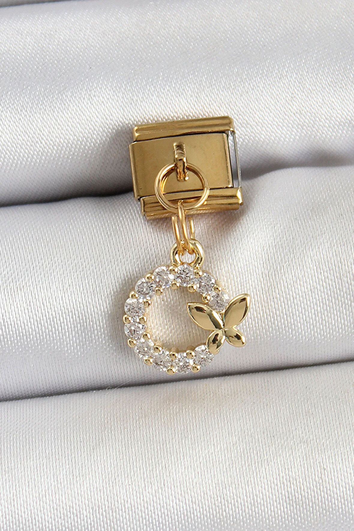 Tegan 316L Çelik Sallantılı Zirkon Taşlı Kelebek Detaylı Halka Model Gold Renk Nomination Charm TG27BC1440
