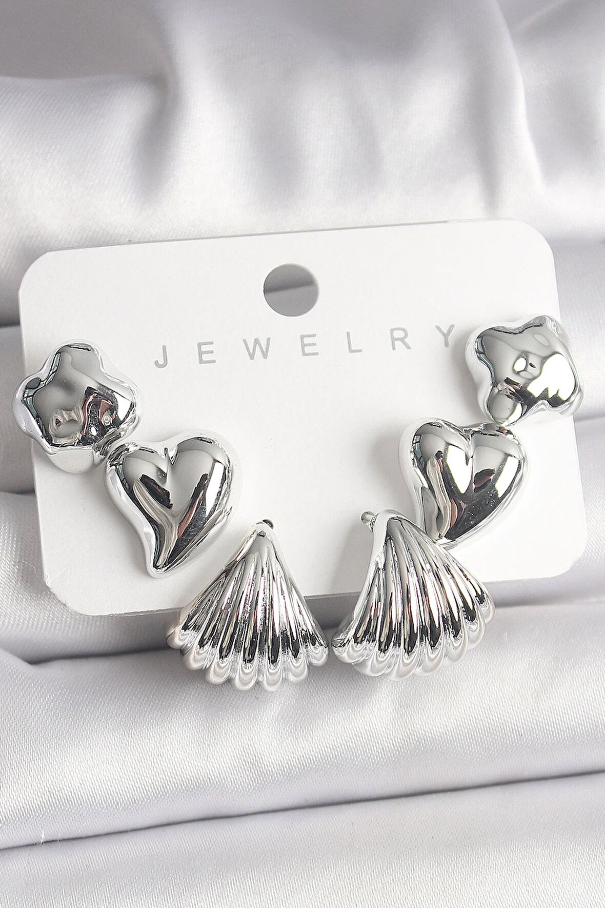 Tegan Gümüş Renk Yonca Kalp Deniz Kabuğu Figür CCB Kadın Küpe Seti TG27BKP10021