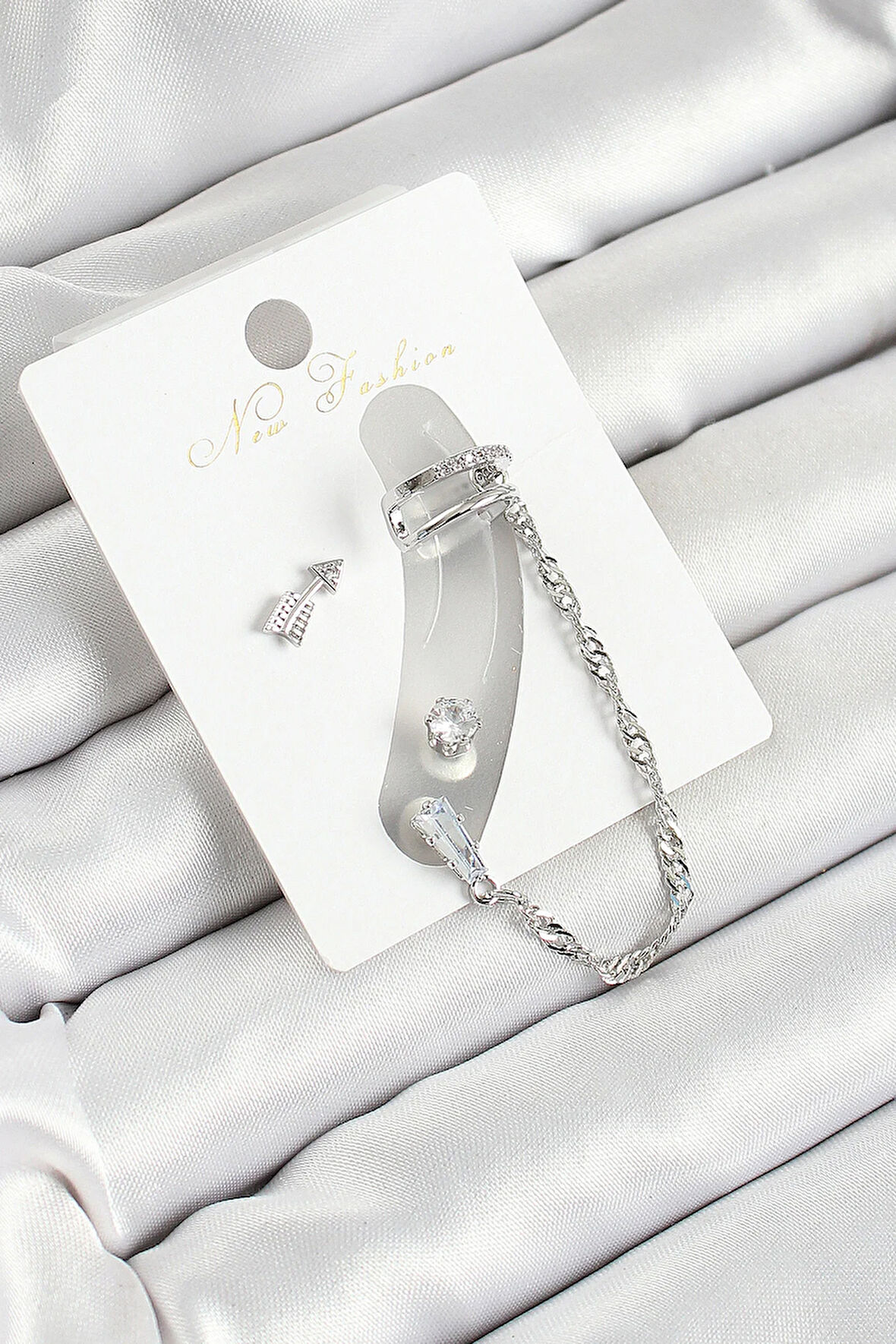 Tegan Pirinç Ok Figürlü Zirkon Taşlı Gümüş Renk 3'lü Kıkırdak Kadın Küpe Set TG27BKP10663