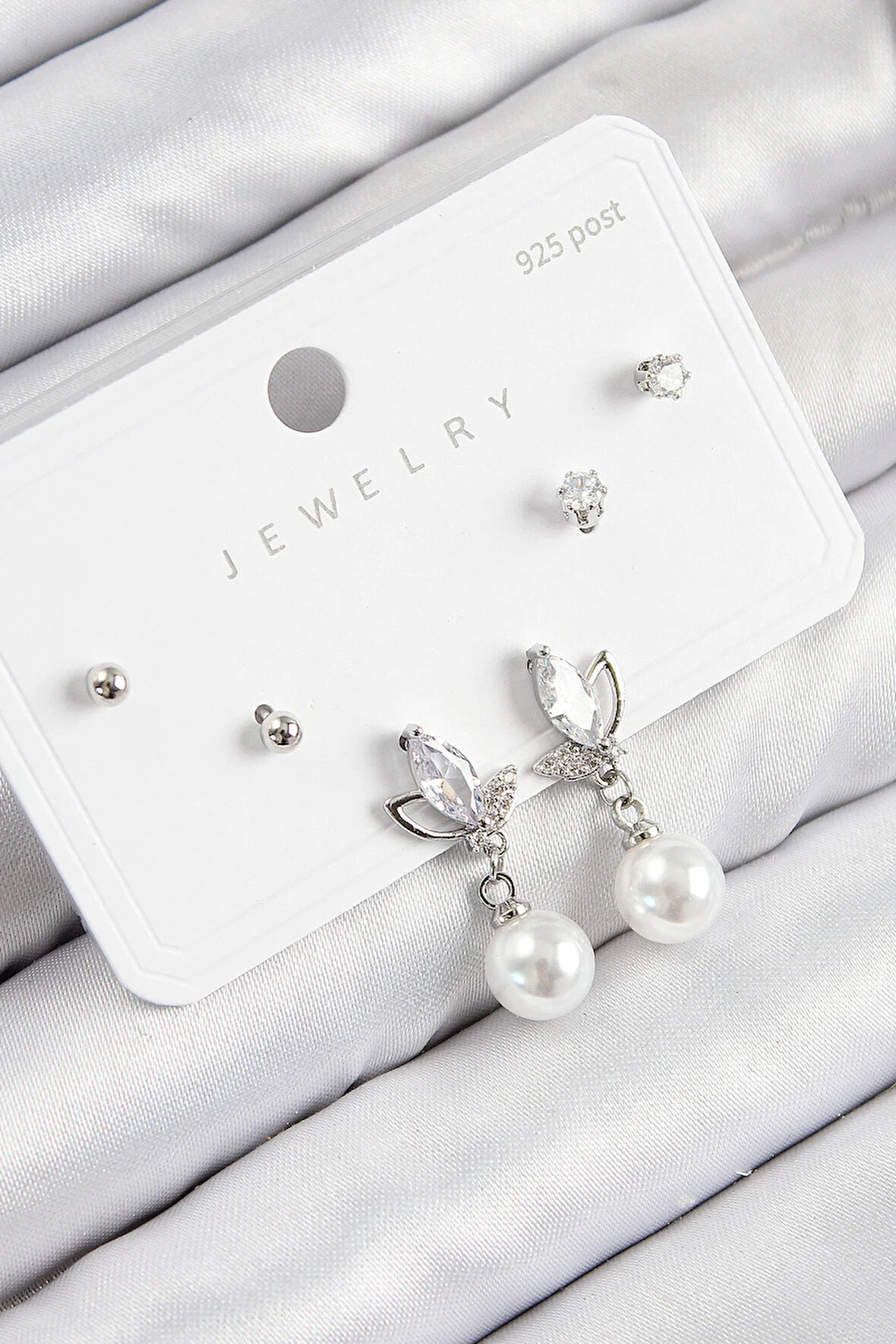 Tegan Pirinç Zirkon Taşlı İnci Sallantılı Damla Model Gümüş Renk 925 Ayar Gümüş Çivi Kadın Küpe Set TG27BKP11183