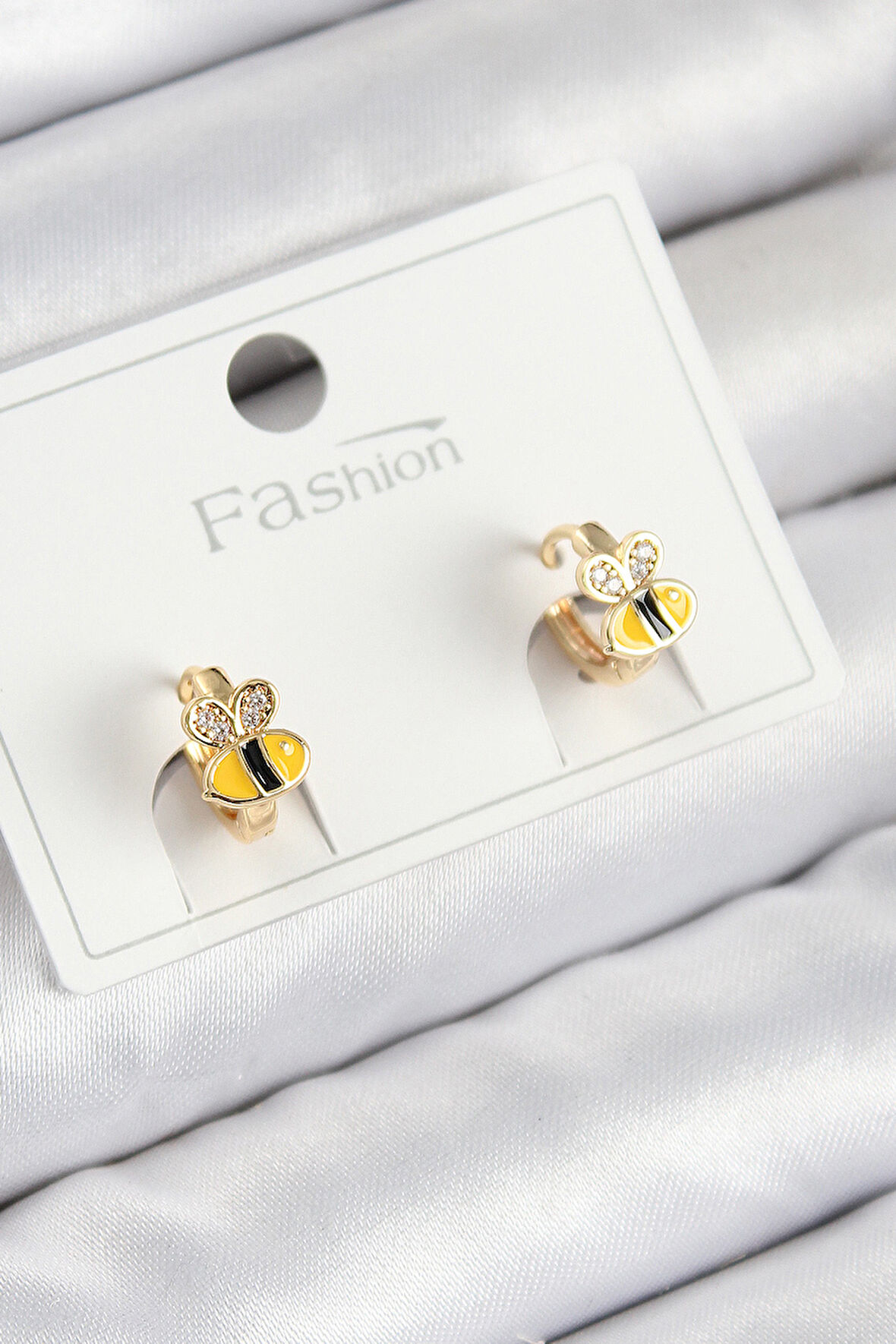 Tegan Pirinç Zirkon Taşlı Arı Model Gold Renk Çocuk Küpe TG27BKP11199