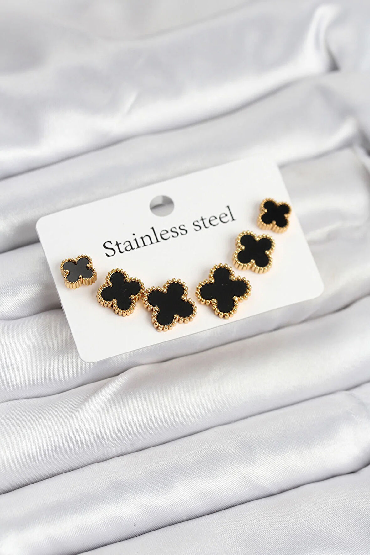 Tegan 316L Çelik Gold Siyah Renk 3 Boy Yonca Küpe Seti TG27BKP11235