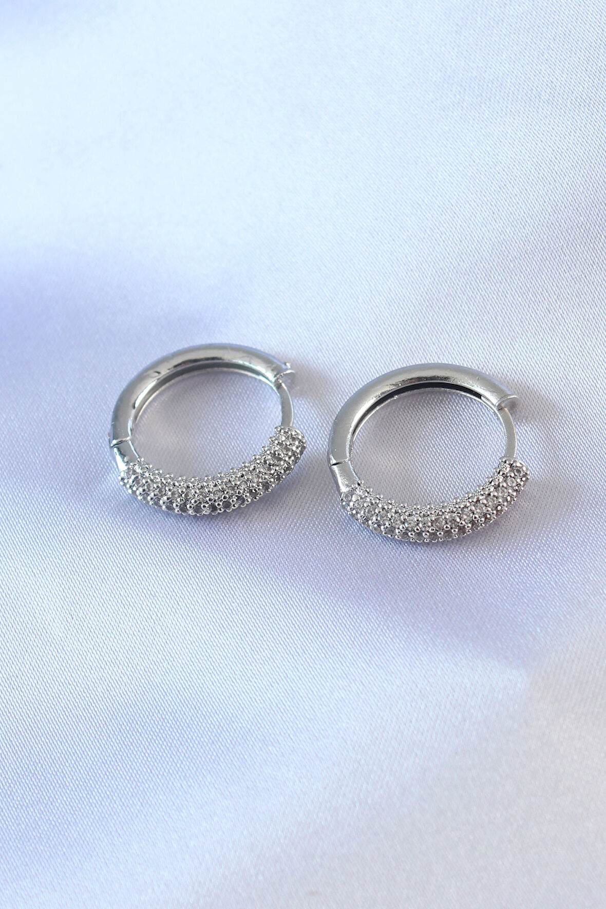 Tegan Gümüş Renk Zirkon Taşlı Halka Model Pirinç Kadın Küpe TG27BKP7856