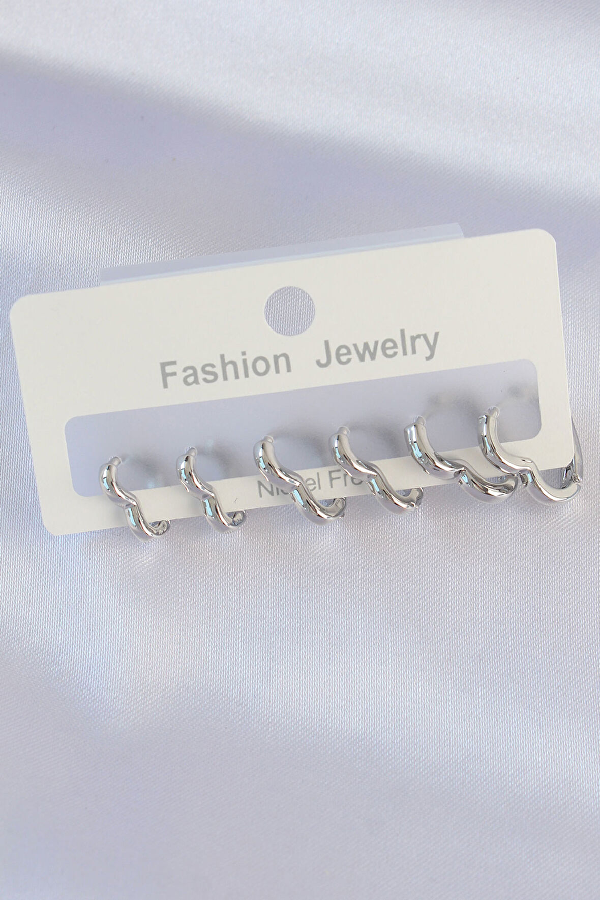 Tegan Pirinç Gümüş Renk Kalp Model Küpe Seti TG27BKP8993