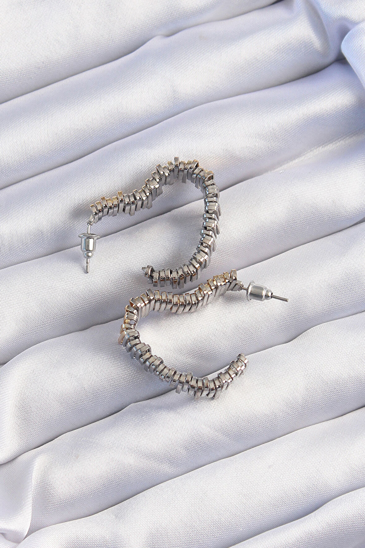 Tegan Pirinç Gold Gümüş Renkli Tırtıklı Kalp Küpe TG27BKP9227