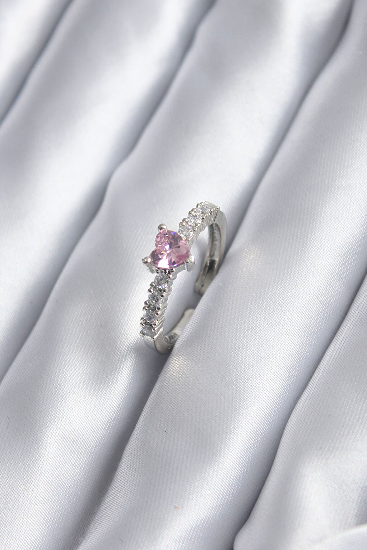Tegan Gümüş Renk Zirkon Taşlı Pembe Kristal Kalp Model Kadın Yüzük TG27BYK2851