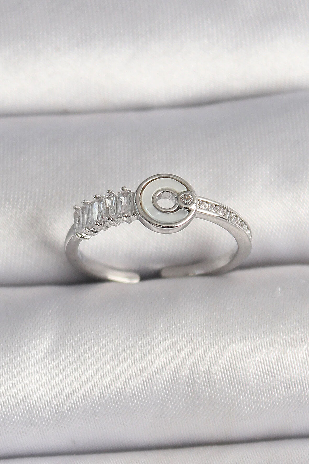 Tegan Pirinç Gümüş Renk Zirkon Taşlı Ayarlanabilir Kadın Yüzük TG27BYK3562