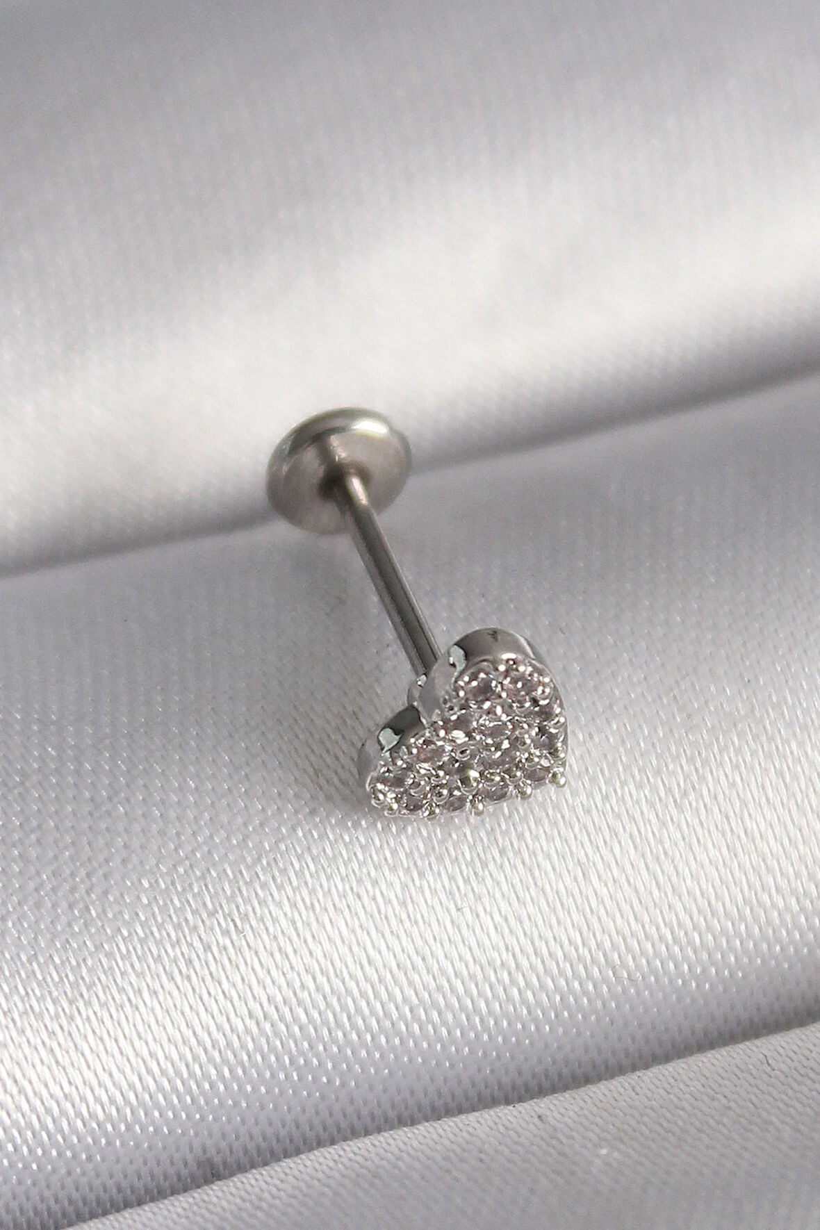 Tegan 316L Çelik Gümüş Renk Zirkon Taşlı Kalp Model Tragus Piercing TG27PR1347