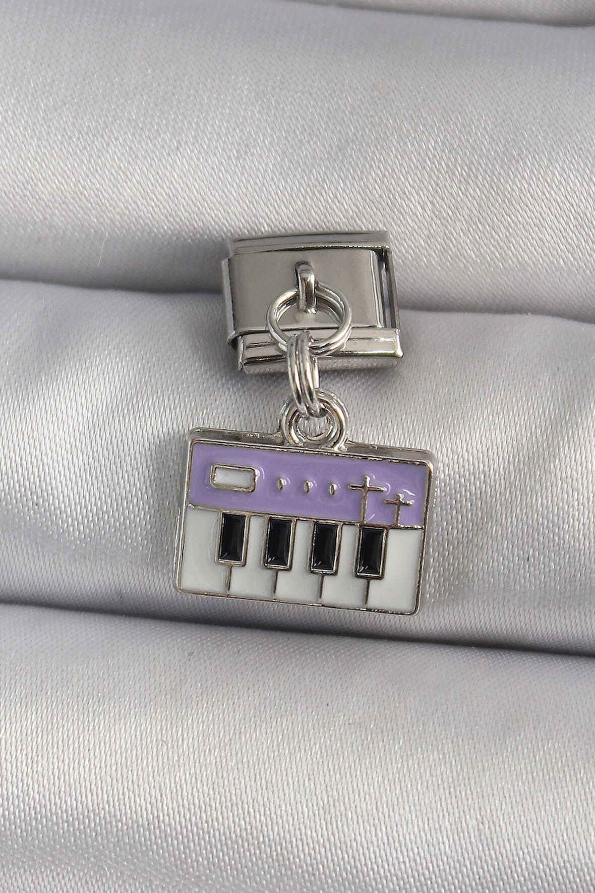 316L Çelik Gümüş Renk Sallantı Mor Piyano Figür Nomination Charm - TJ-BC1179