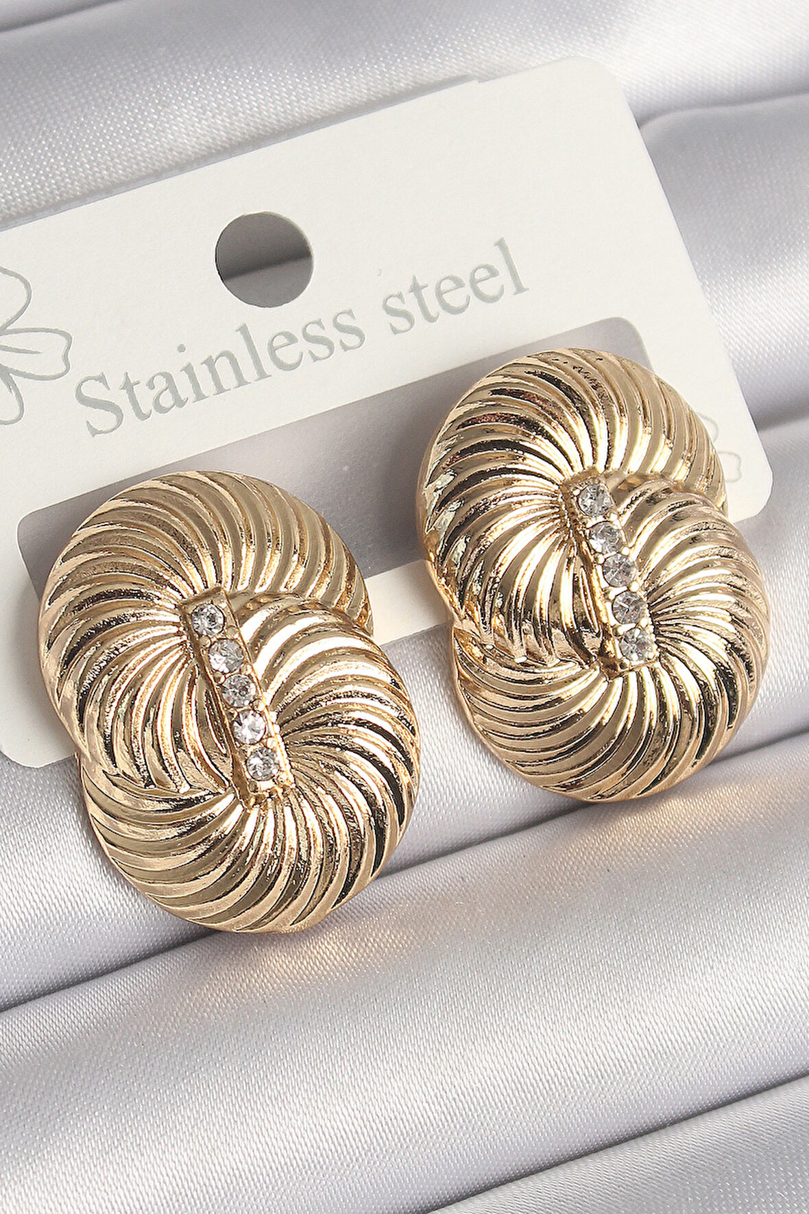 Pirinç Gold Renk Zirkon Taşlı Sarmal Model Kadın Küpe - TJ-BKP10241