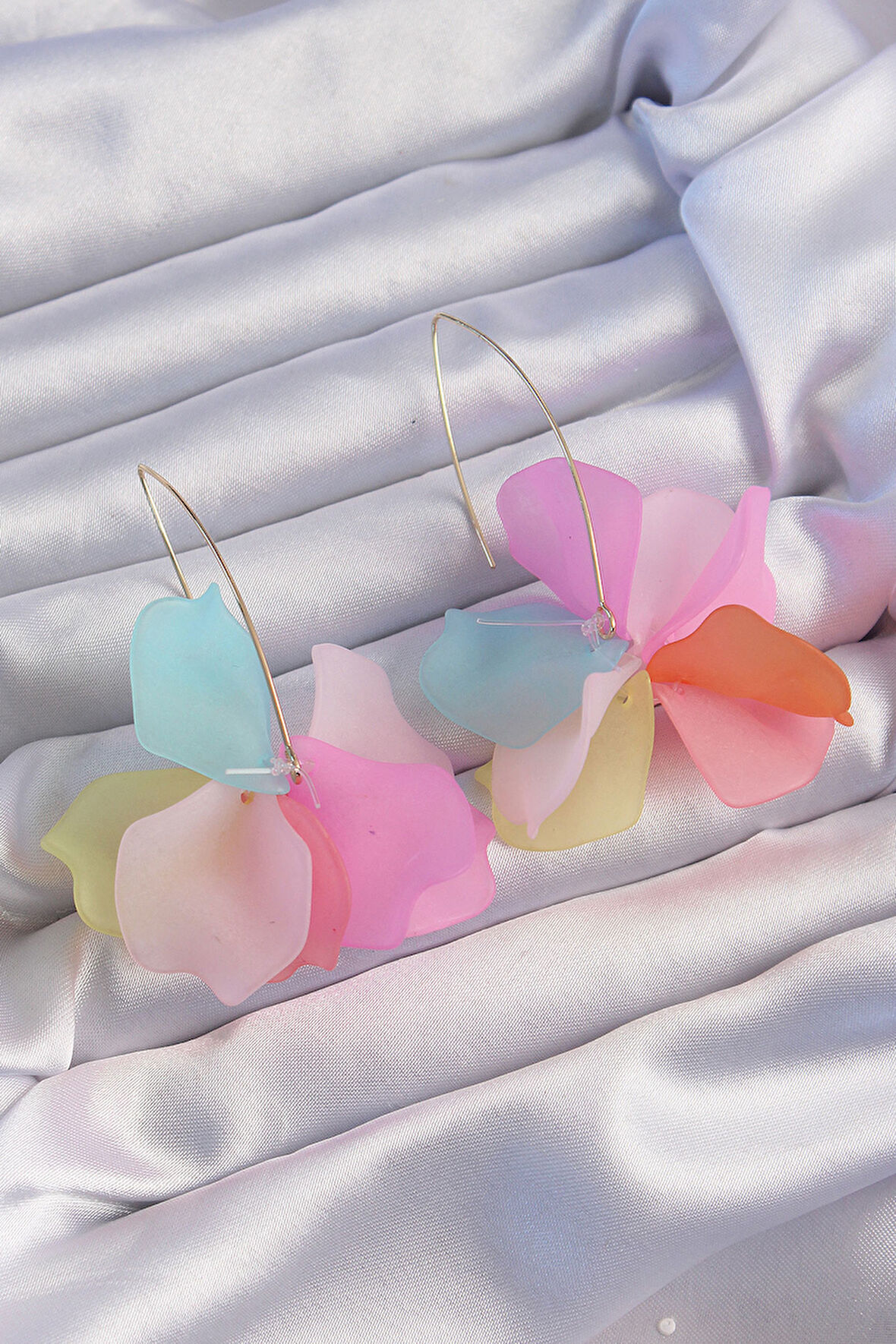 Pirinç Karışık Renkli Flora Küpe - TJ-BKP9267