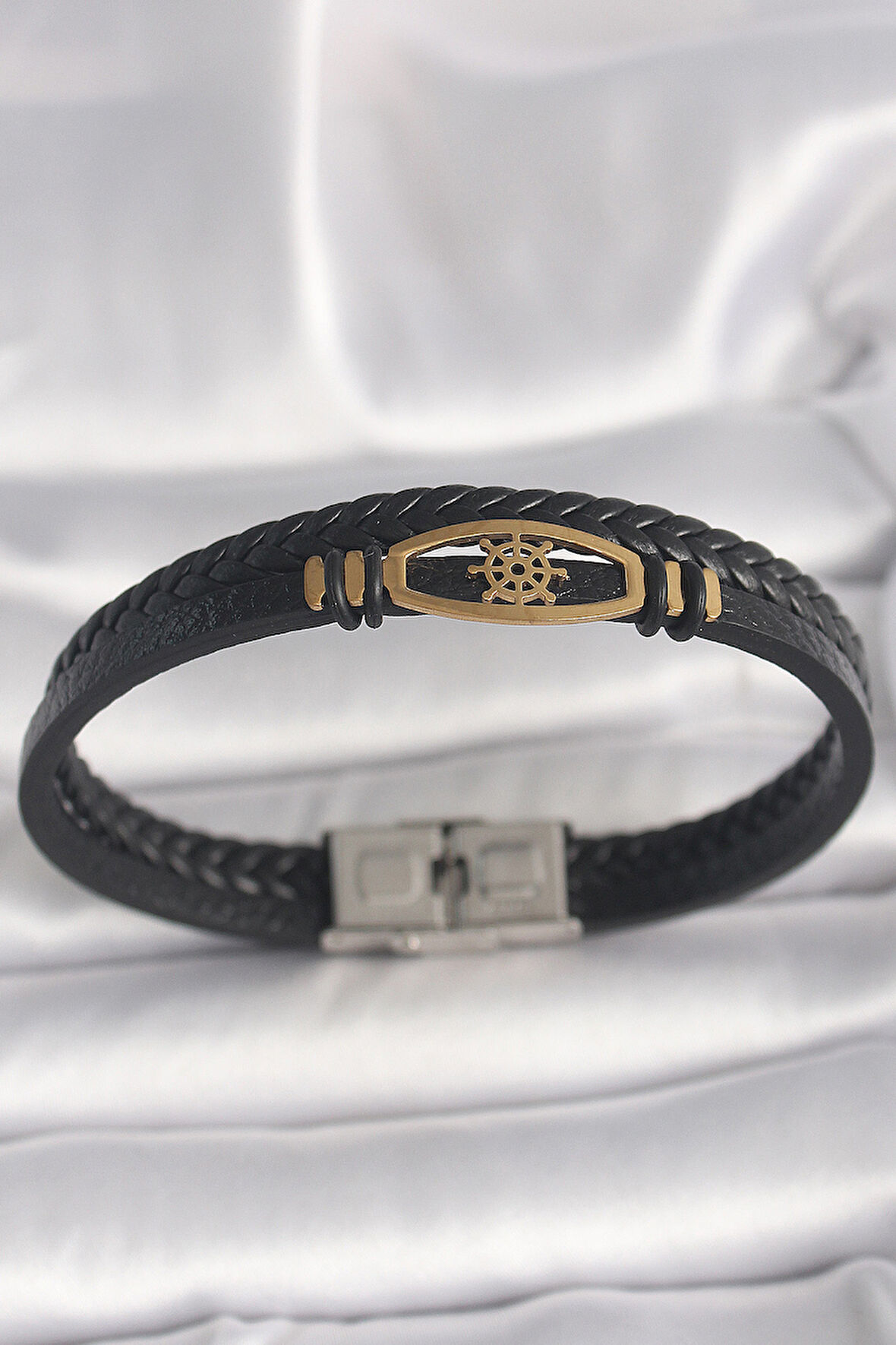 316L Çelik Gold Renk Gemi Dümen Figür Siyah Renk Çift Sıra Burgu Desenli Deri Kordon Erkek Bileklik - TJ-EB3706